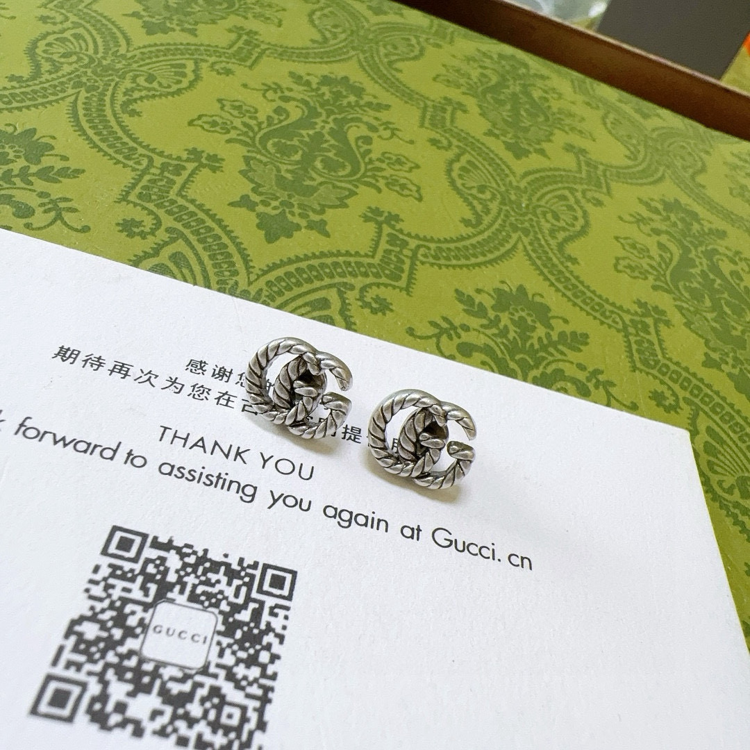   🔥🔥 新品首发不爆不发 抖音带货网红首选 𝐆𝐮𝐜𝐜𝐢古驰耳钉最新款档次更高明星同款Anger For