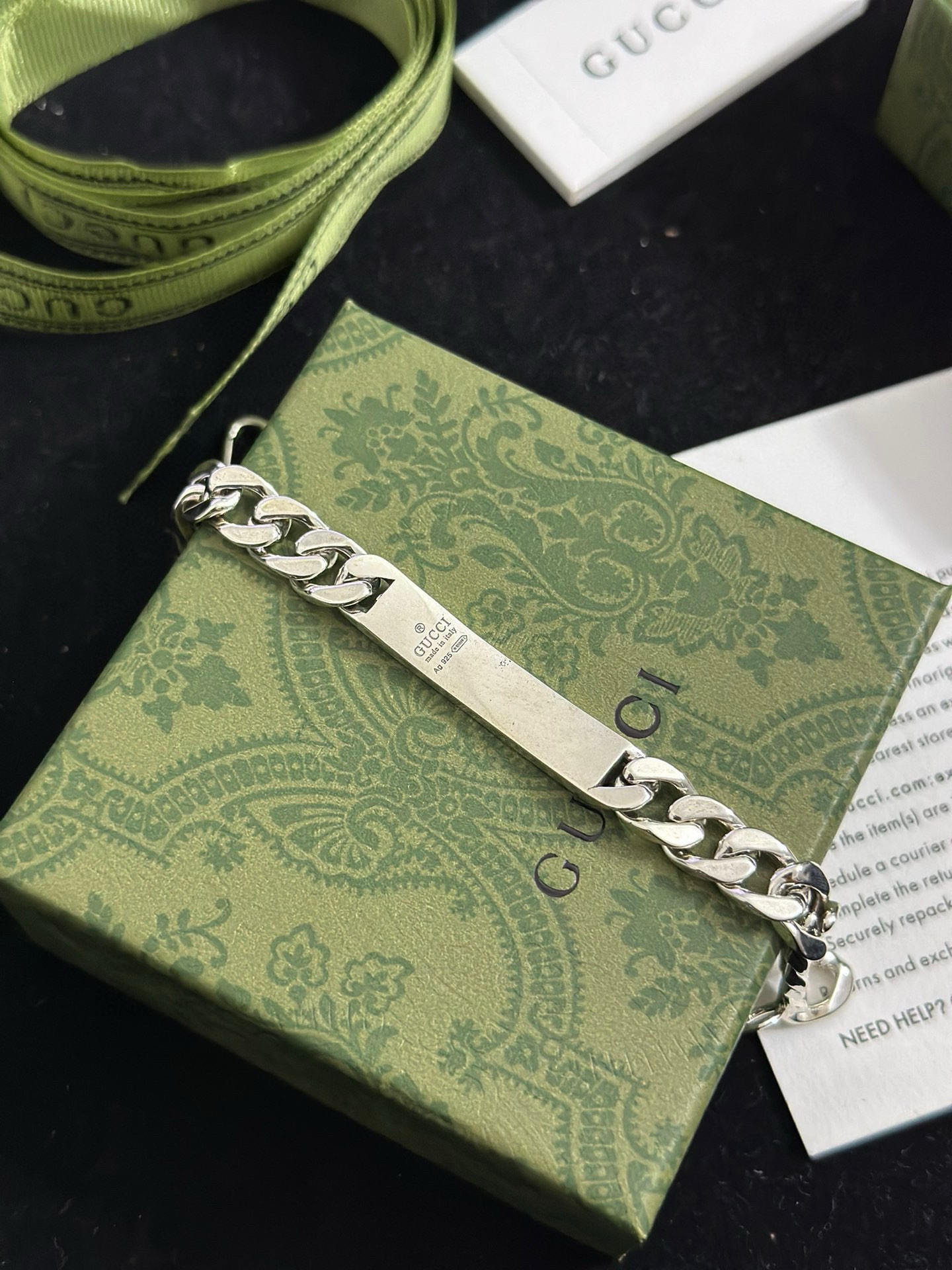 Gucci古驰手链 - 高級感漂う男女兼用デザイン