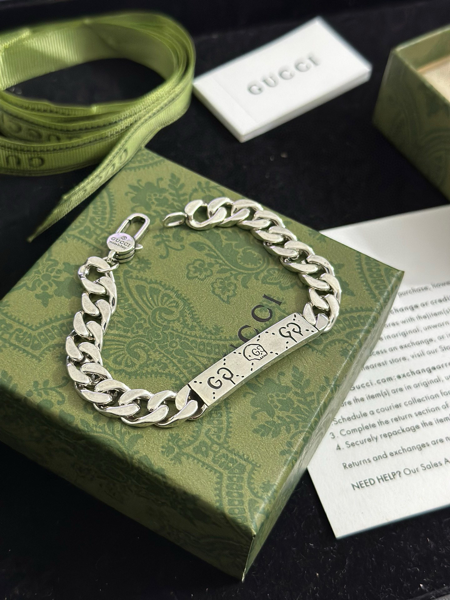 Gucci古驰手链 - 高級感漂う男女兼用デザイン