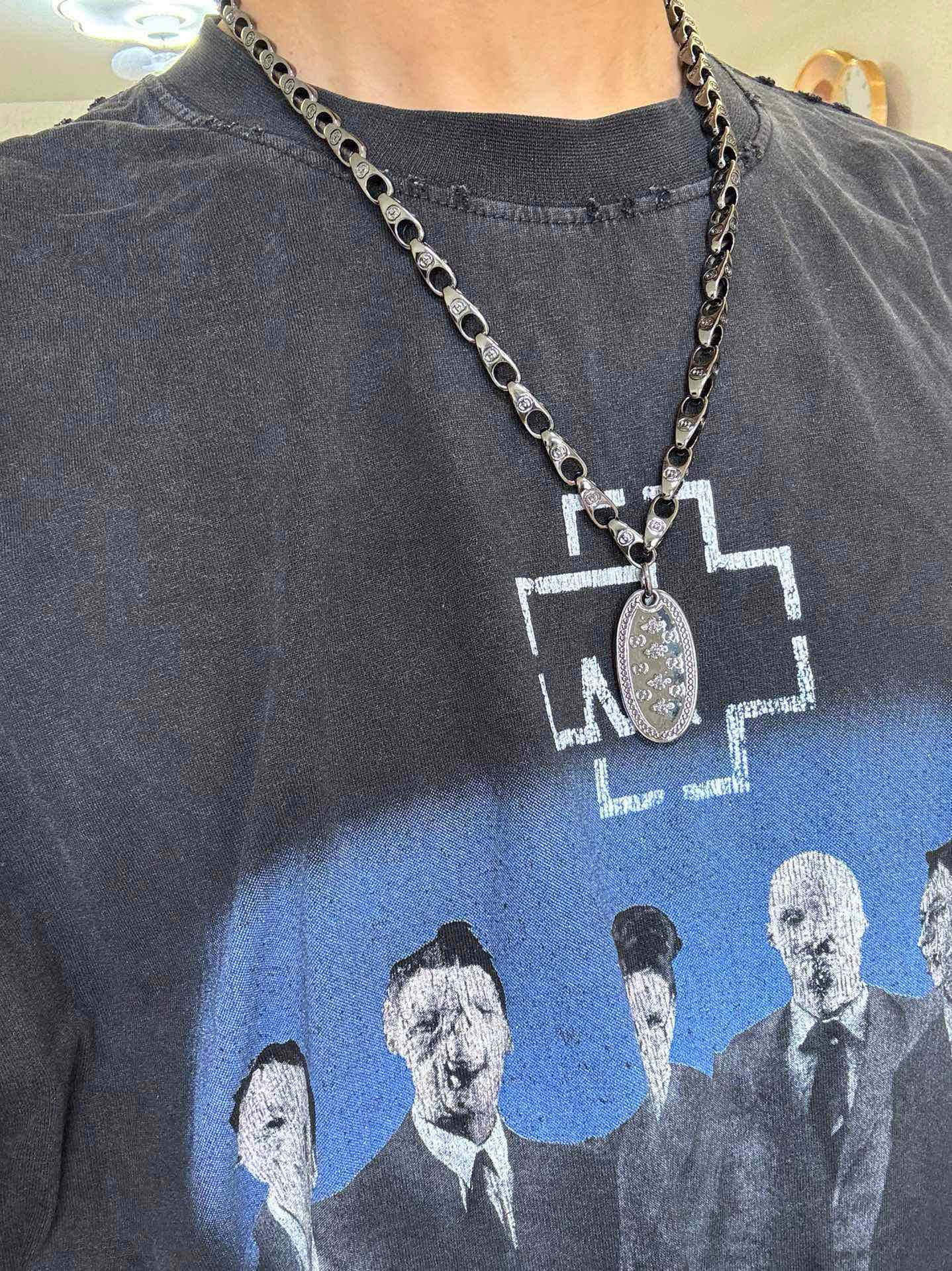 Gucci古驰Anger Forestシリーズ双Gトレンドネックレス独特デザイン