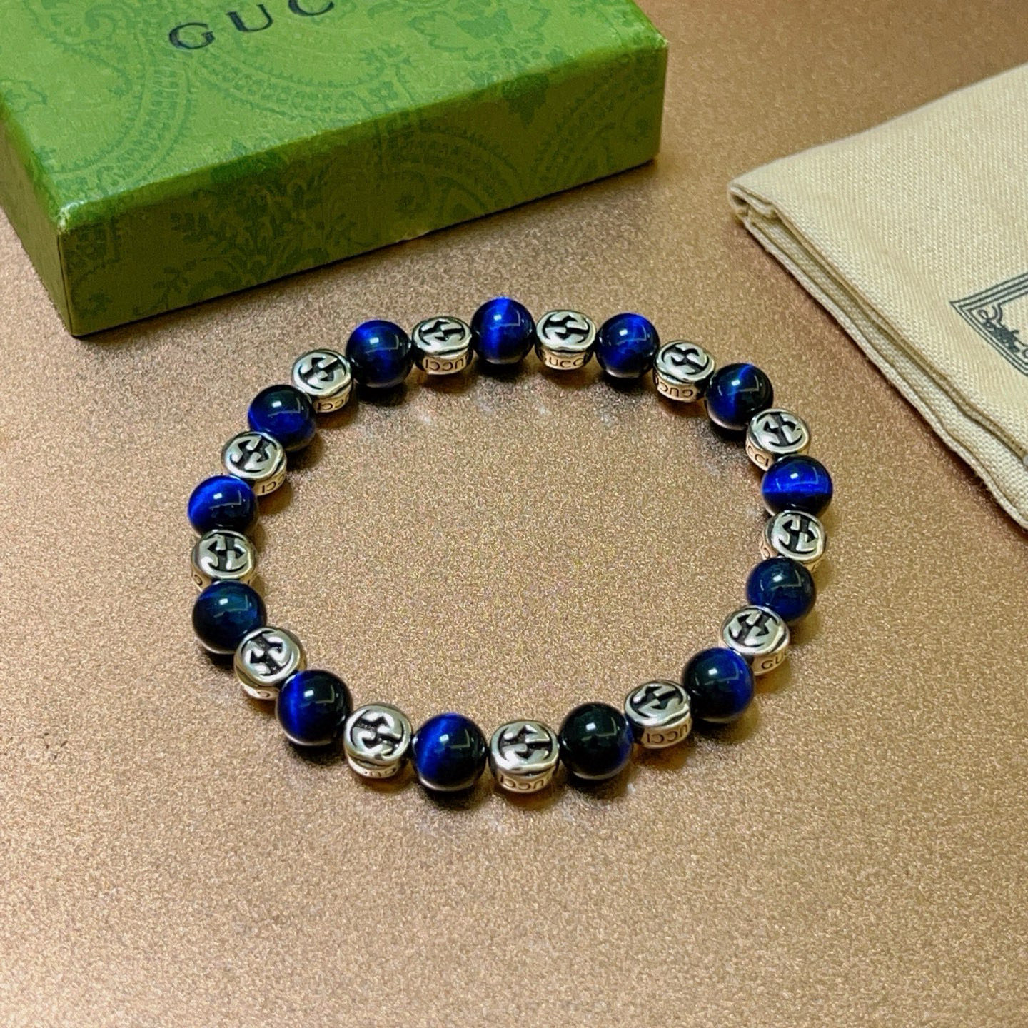 Gucci古驰手链 男女兼用 ブルータイガーアイ スタイルアップ効果