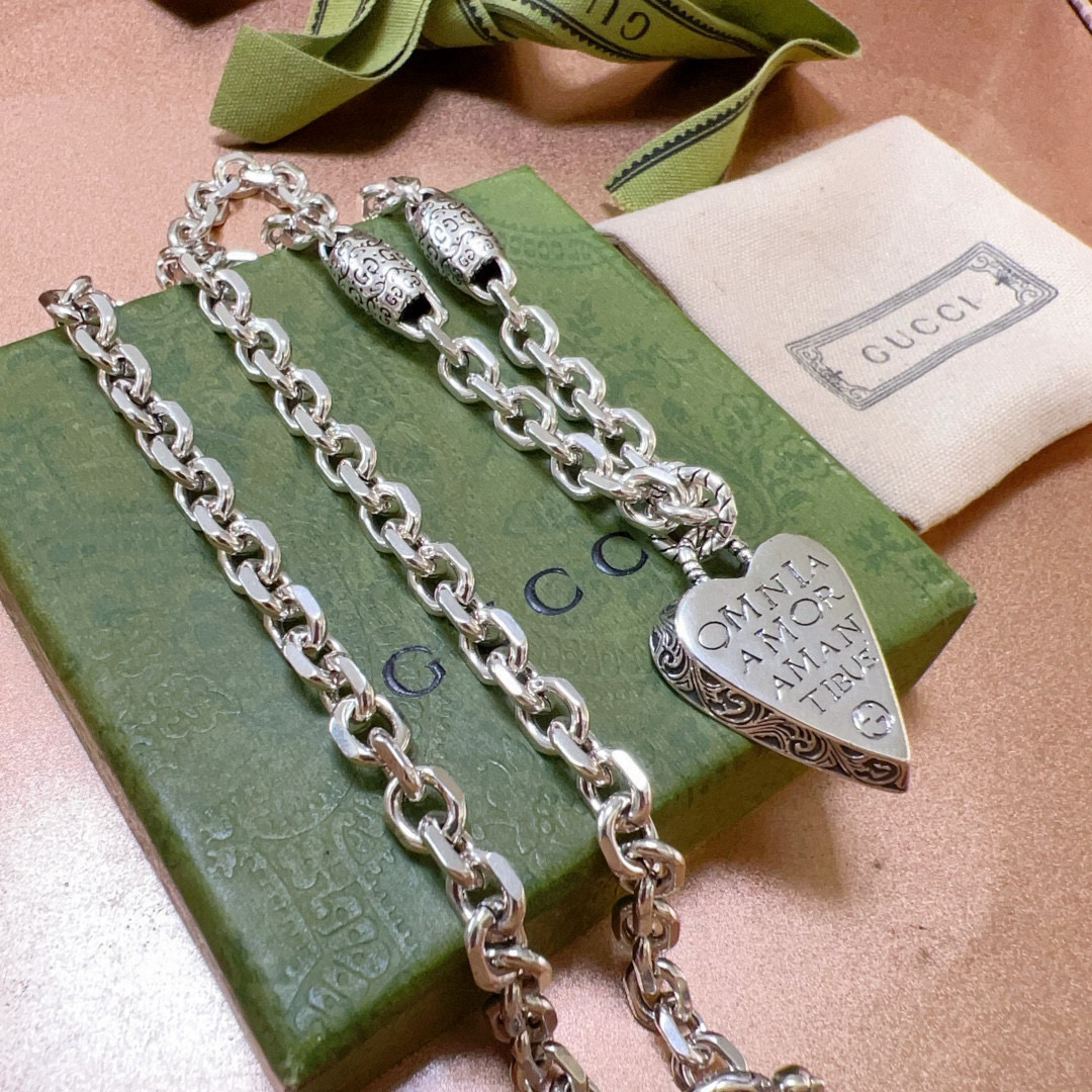 Gucci古驰Anger Forestシリーズチェーンネックレス - スタイリッシュなディテール