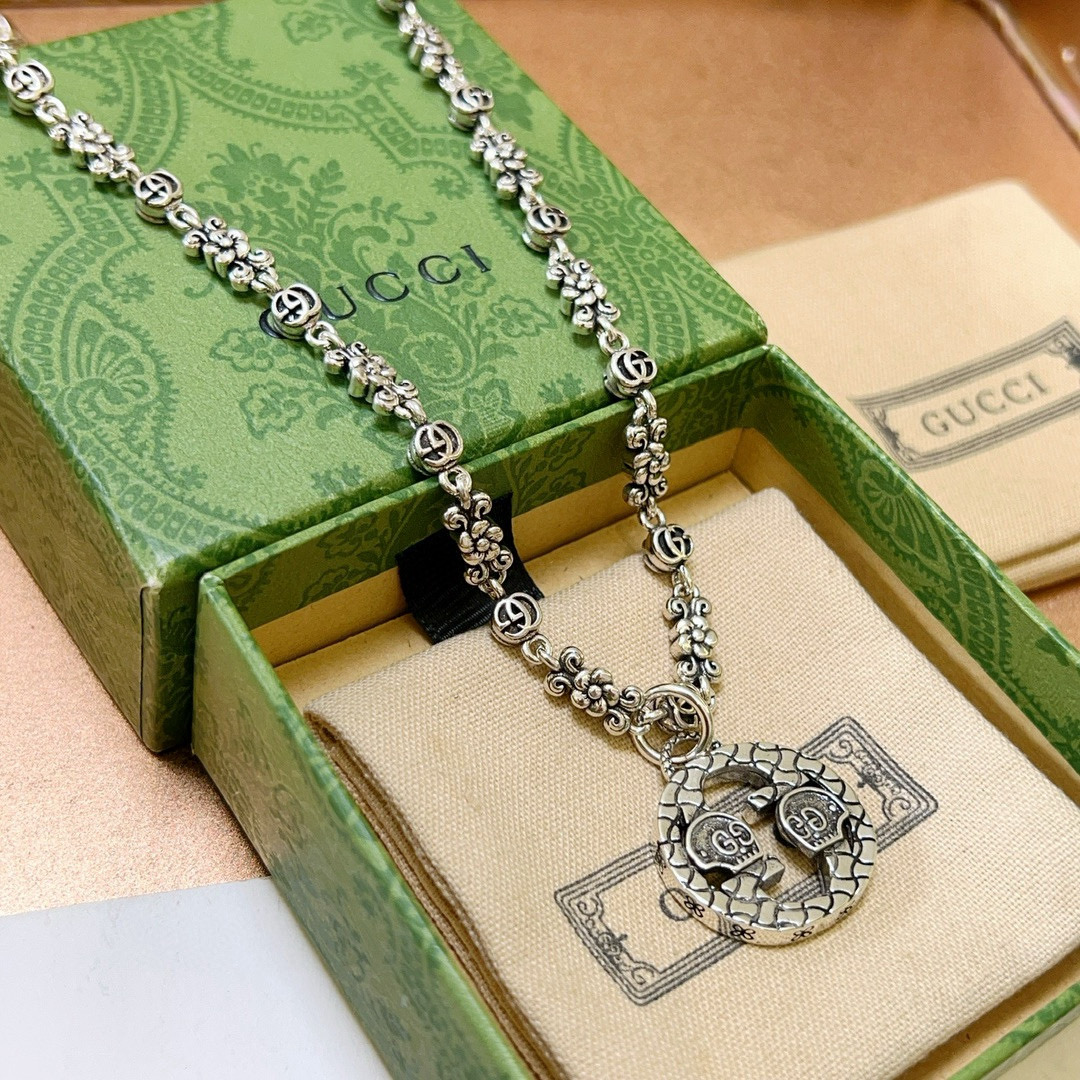 Gucci古驰双Gチェーンネックレス - スタイリッシュなデザイン