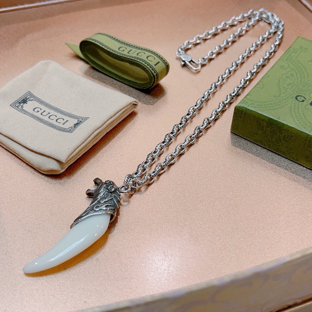 Gucci古驰双G象牙樹脂ネックレス - 高級感あふれるAnger Forestシリーズ