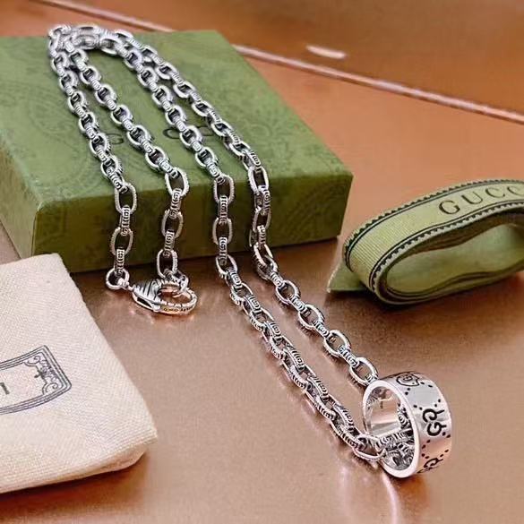 Gucci古驰Anger ForestシリーズダブルGネックレス - 高級感あふれるデザイン