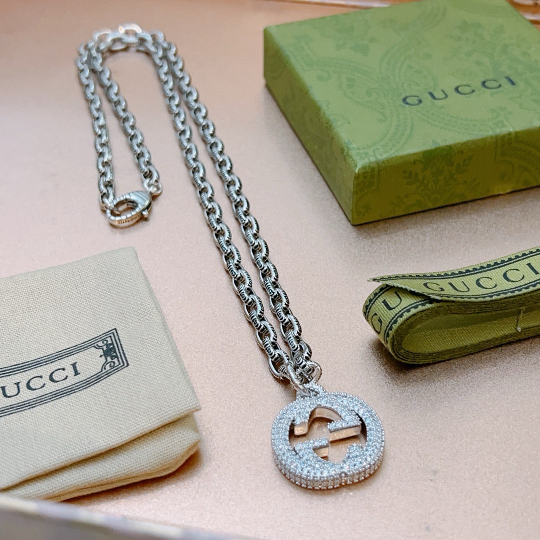 Gucci古驰Anger ForestシリーズダブルGデザインネックレス
