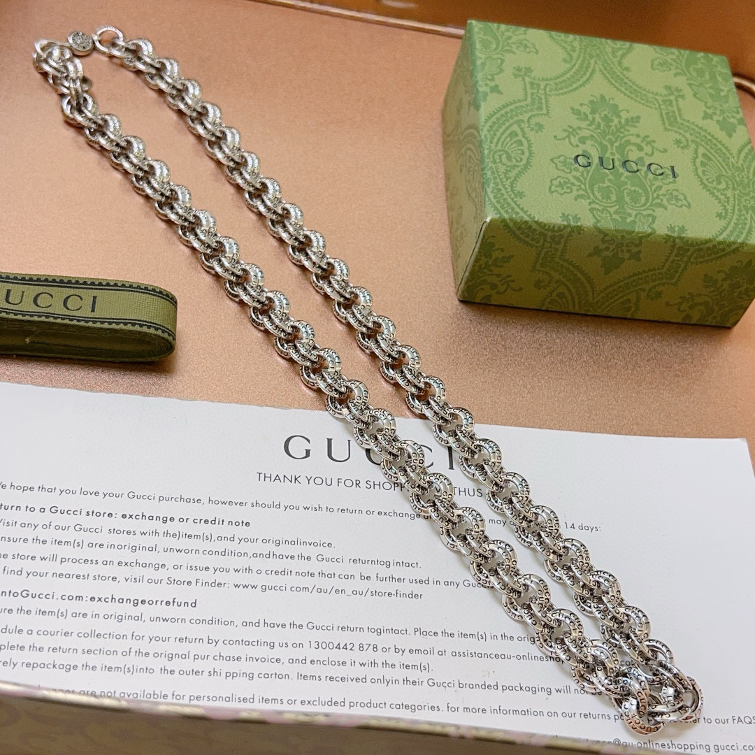 Gucci古驰Anger Forestシリーズ双Gネックレス - 高級感あふれる手作りデザイン