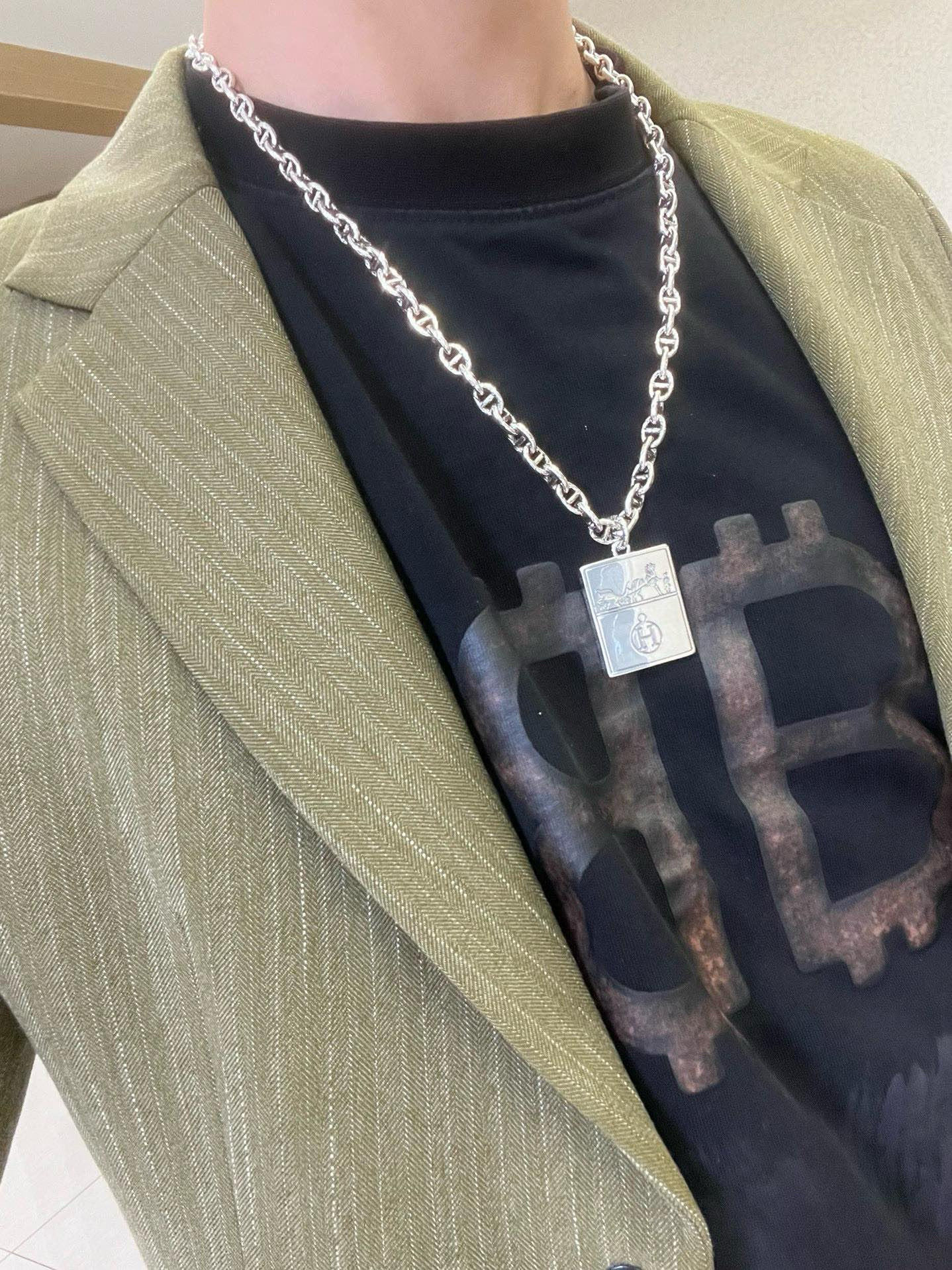 “High-End Custom Jewelry: Hermes Pig Nose Series Necklace for Men and Women” - 图片 6