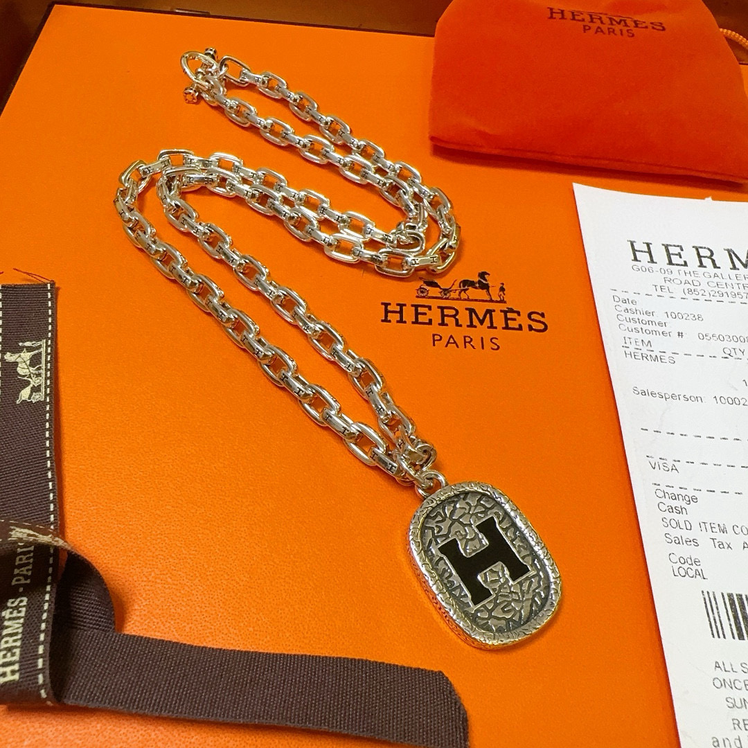 “Review: Ermaceus Necklace – Material Sense and Custom Import” - 图片 1