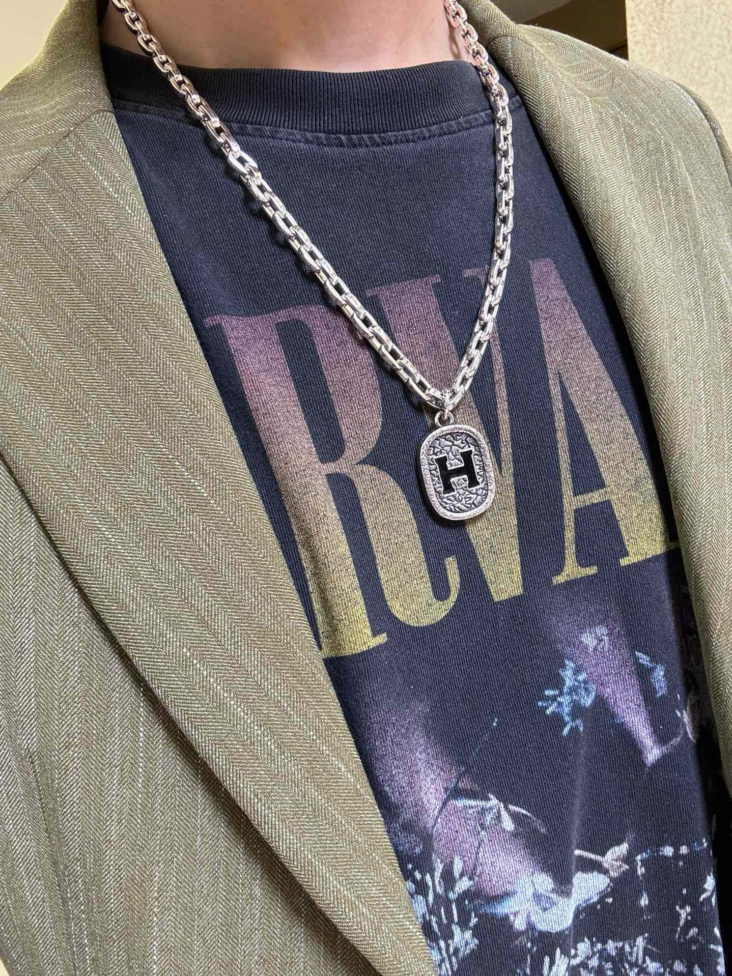 “Review: Ermaceus Necklace – Material Sense and Custom Import” - 图片 3