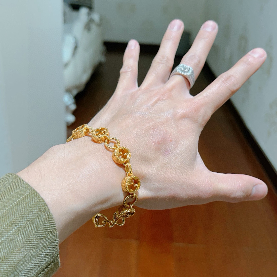 Gucci 古驰手链 最新モデル 高級感あふれるデザイン