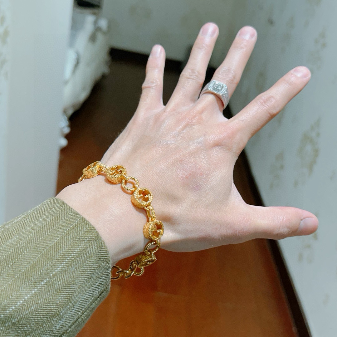 Gucci 古驰手链 最新モデル 高級感あふれるデザイン