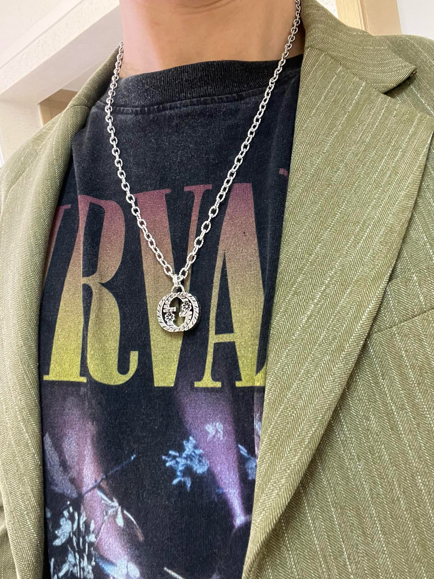 Gucci古驰Anger Forestシリーズ双Gネックレス - おしゃれで高級感溢れるデザイン