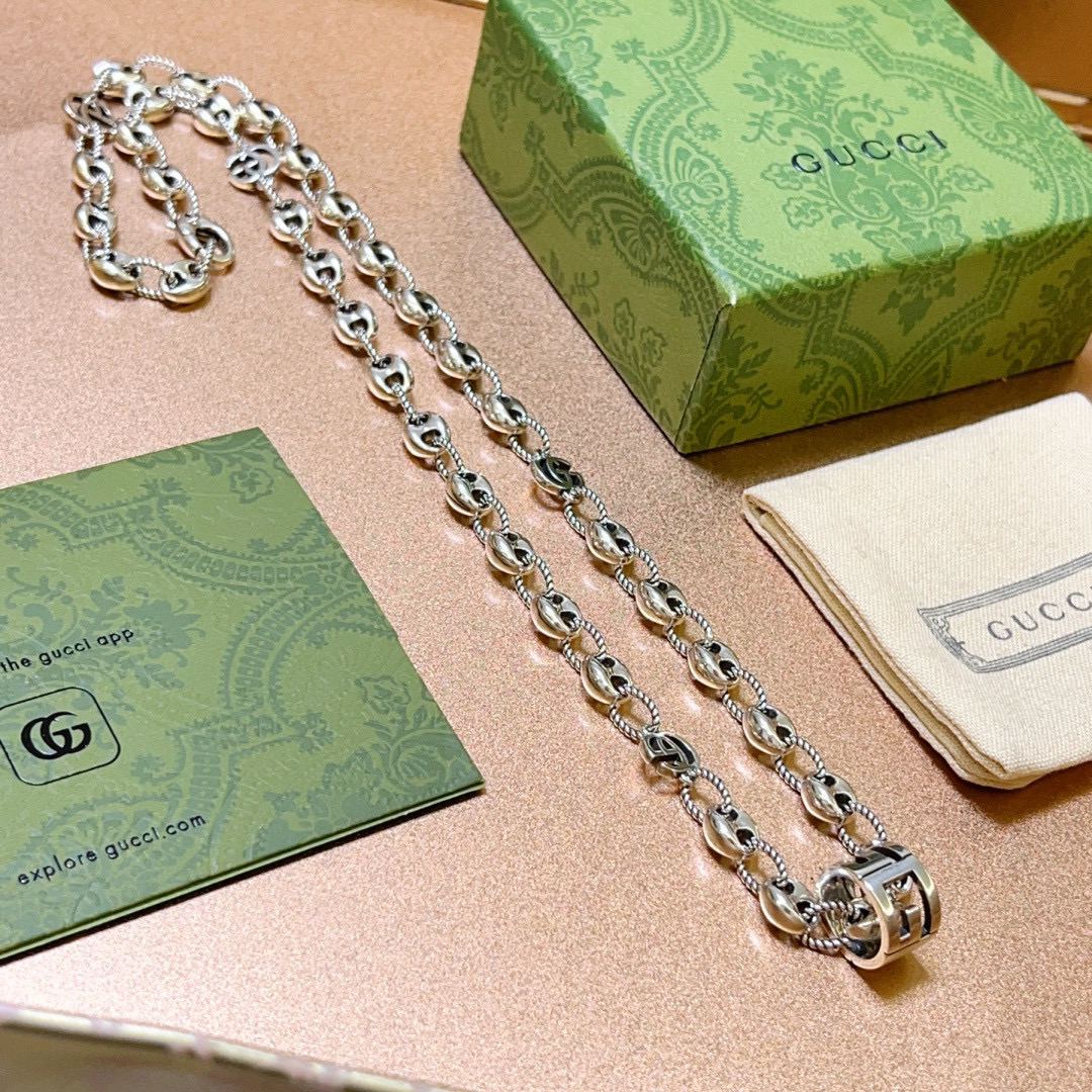 Gucci古驰双Gネックレス - Anger Forestシリーズのスタイリッシュなデザイン