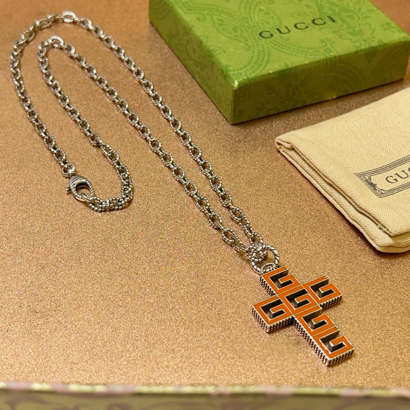 Gucci古驰アンカー森林シリーズダブルGネックレス