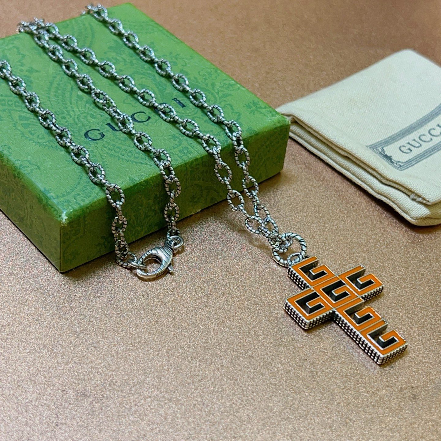 Gucci古驰アンカー森林シリーズダブルGネックレス