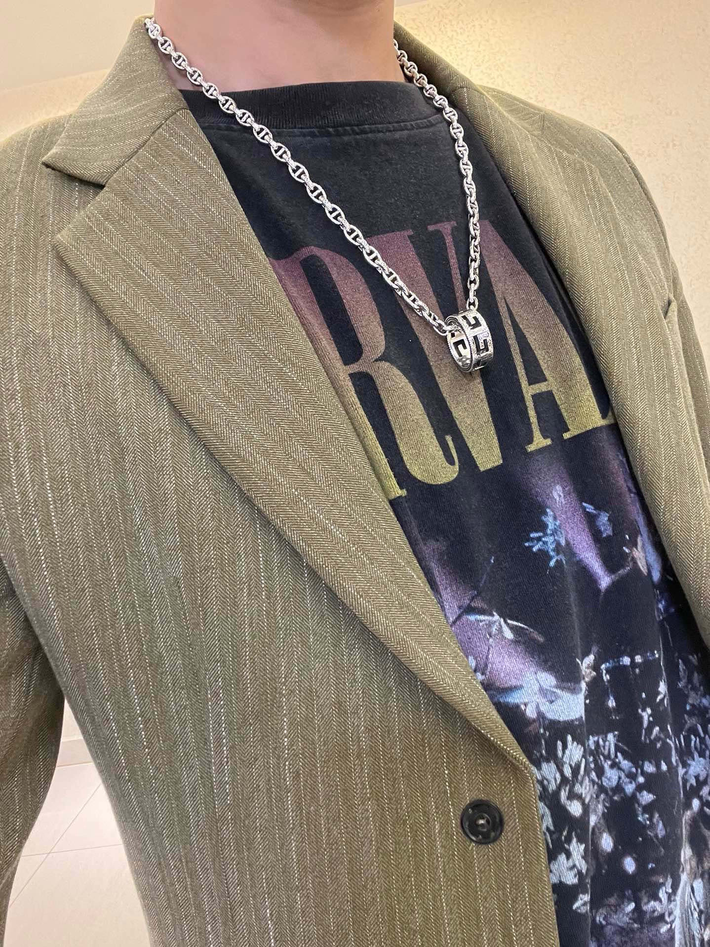 Gucci古驰Anger Forestシリーズ双Gデザインネックレス