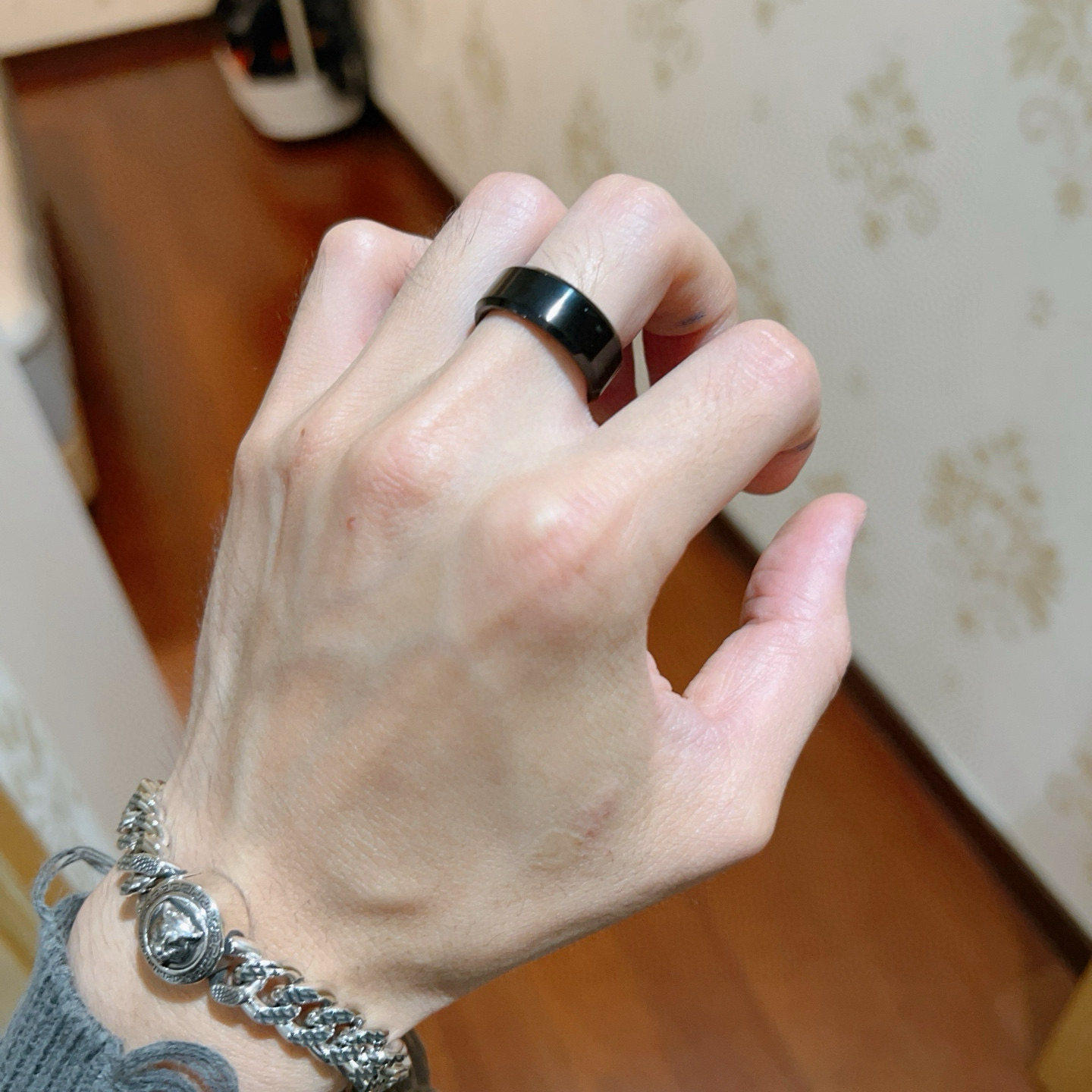 “New Gucci Rings: Anger Forest Star Design, G-Manufacturing, Manual Processing, Flash Layouts, Hot Sales” - 图片 6