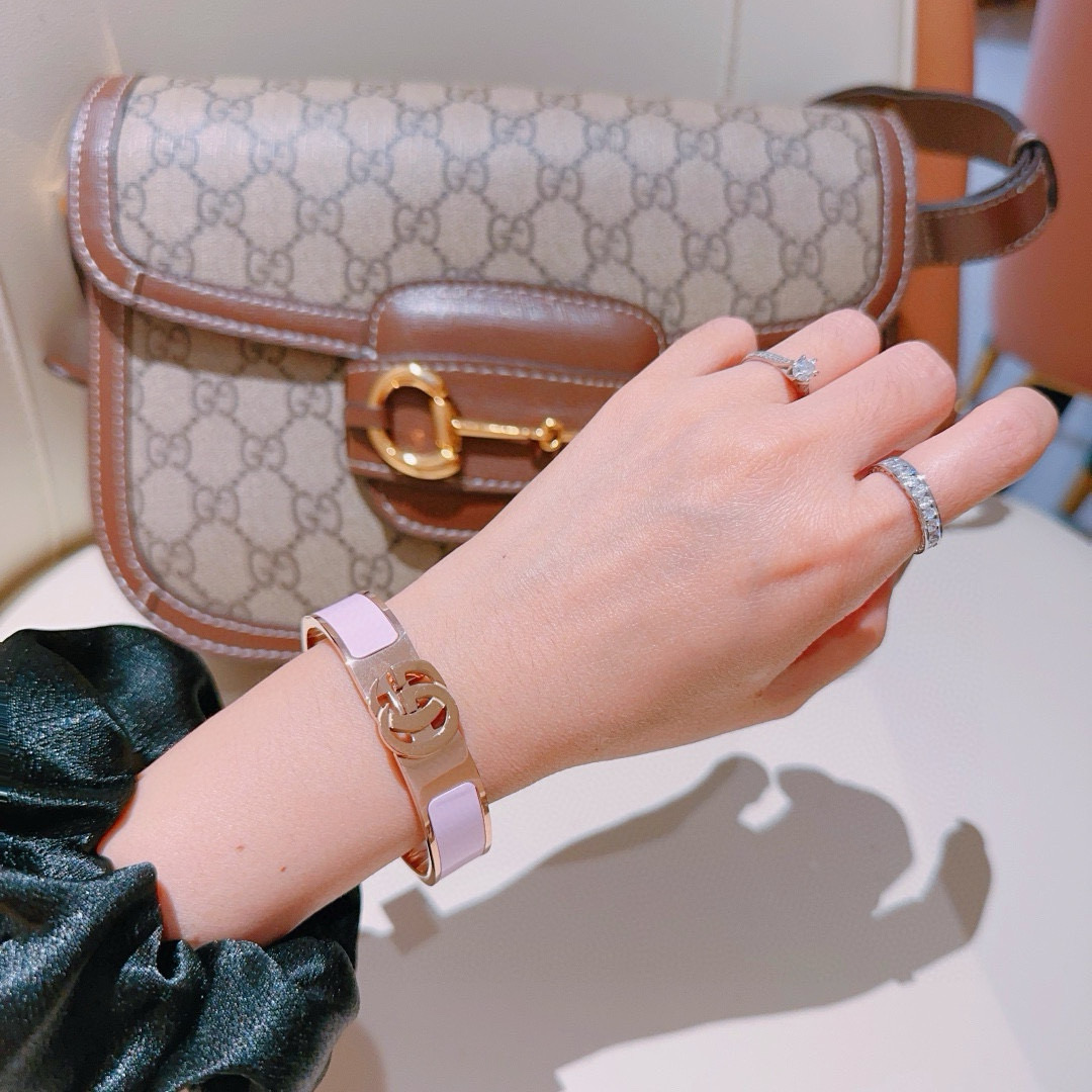 Gucci古驰手镯手环 Anger Forestシリーズ 双G经典款