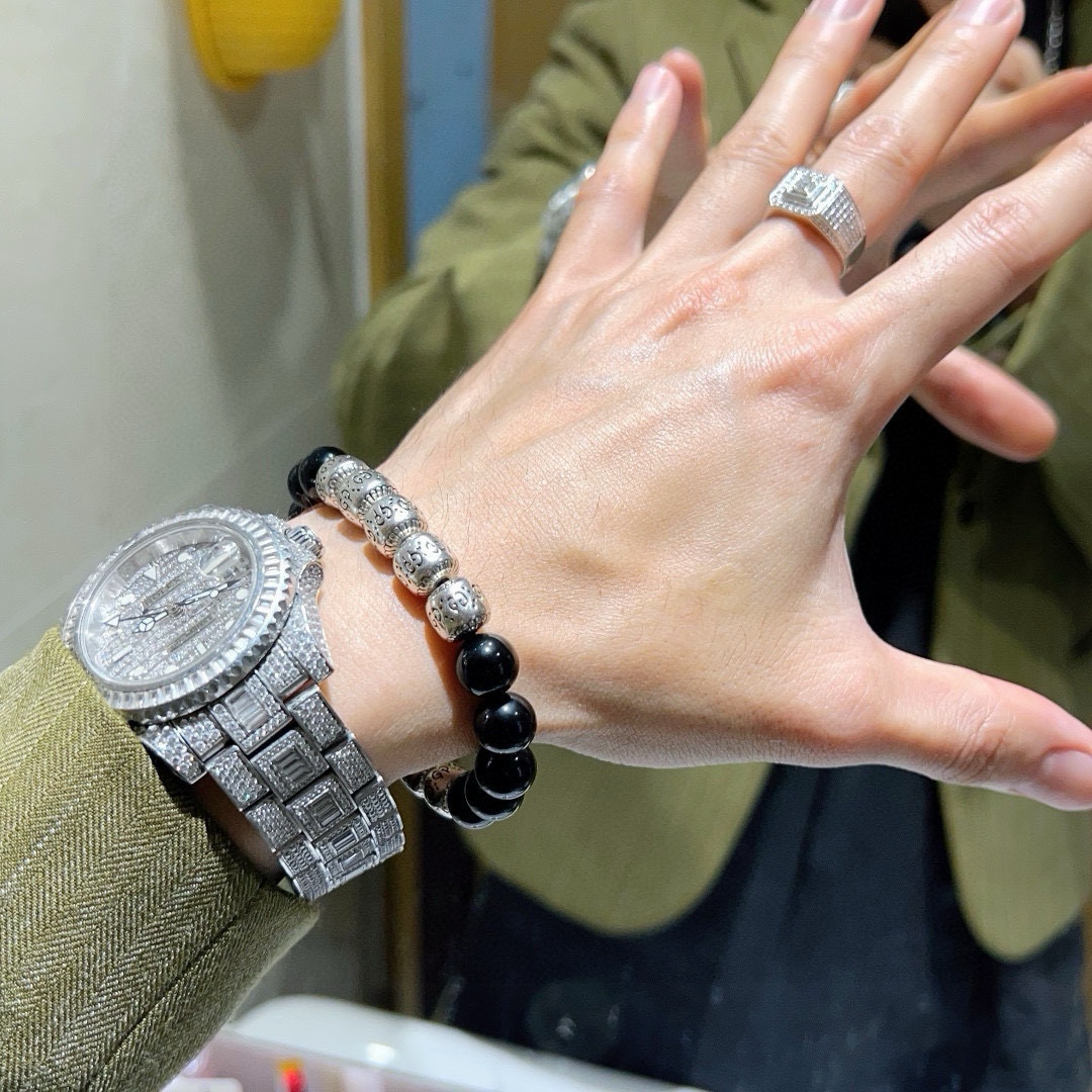 Gucci古驰手链男女同款｜最新天然黒玛瑙手链・Anger Forestシリーズ