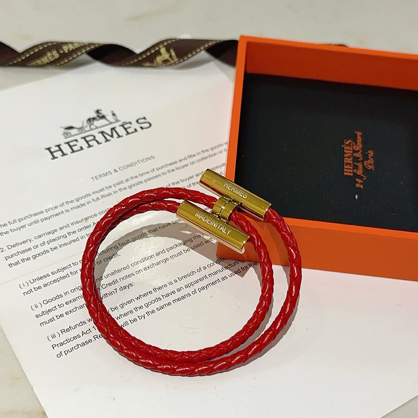 NO:381108,Bill. New Hermes bracelet bracelet thickened version, Platinum version. High-end precision version [color][color] Many internet celebrities same style. Hermes bracelets test the master's craftsmanship too much. It's not simple. [color][color] High-end customization, same style for men and women, Hermes is popular 1:1 super exquisite star. The same style k gold texture, and the high-end craftsmanship is created. It is really awesome to use, and the jewelry is boutique, hermes, hermes, bracelet19860909批.新款Hermes爱马仕手链编织手绳加厚版 铂金版.高级精工版[色][色]众多网红同款 爱马仕手链太考验师傅的手艺了 要确保每个细节都到位不简单[色][色] 高端定制 男女同款 爱马仕火爆 1:1超精赞明星 同款 k金质感,精工高端工艺打造出炉. 上手真的赞爆,饰品精品,hermes,hermes,bracelet,Jewelry