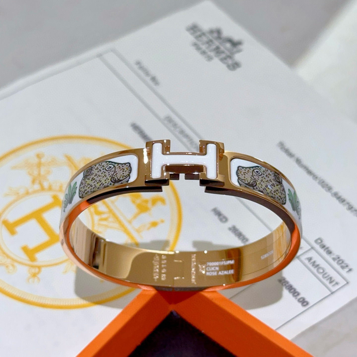 NO:384914,Hermes bracelet v gold original customization Hermes bracelet The enamel craftsmanship tests the master's craftsmanship to ensure the color is handmade [color][color] v gold high-end customization Goddess I love Hermes hot bracelets super exquisite goddesses Stars same style High-end franc material, k gold texture, Seiko pure handmade production really praises, jewelry quality, hermes, hermes, bracelet19860909批. Hermes 爱马仕手镯 v金原版定制 爱马仕手环 珐琅工艺太考验师傅的手艺了 要确保色泽手工制作好[色][色] v金高端定制 女神 都爱爱马仕火爆手镯 超精赞各路女神 明星 同款 高端法郎材质,k金质感,精工纯手工出品上手真的赞,饰品精品,hermes,hermes,bracelet,Jewelry