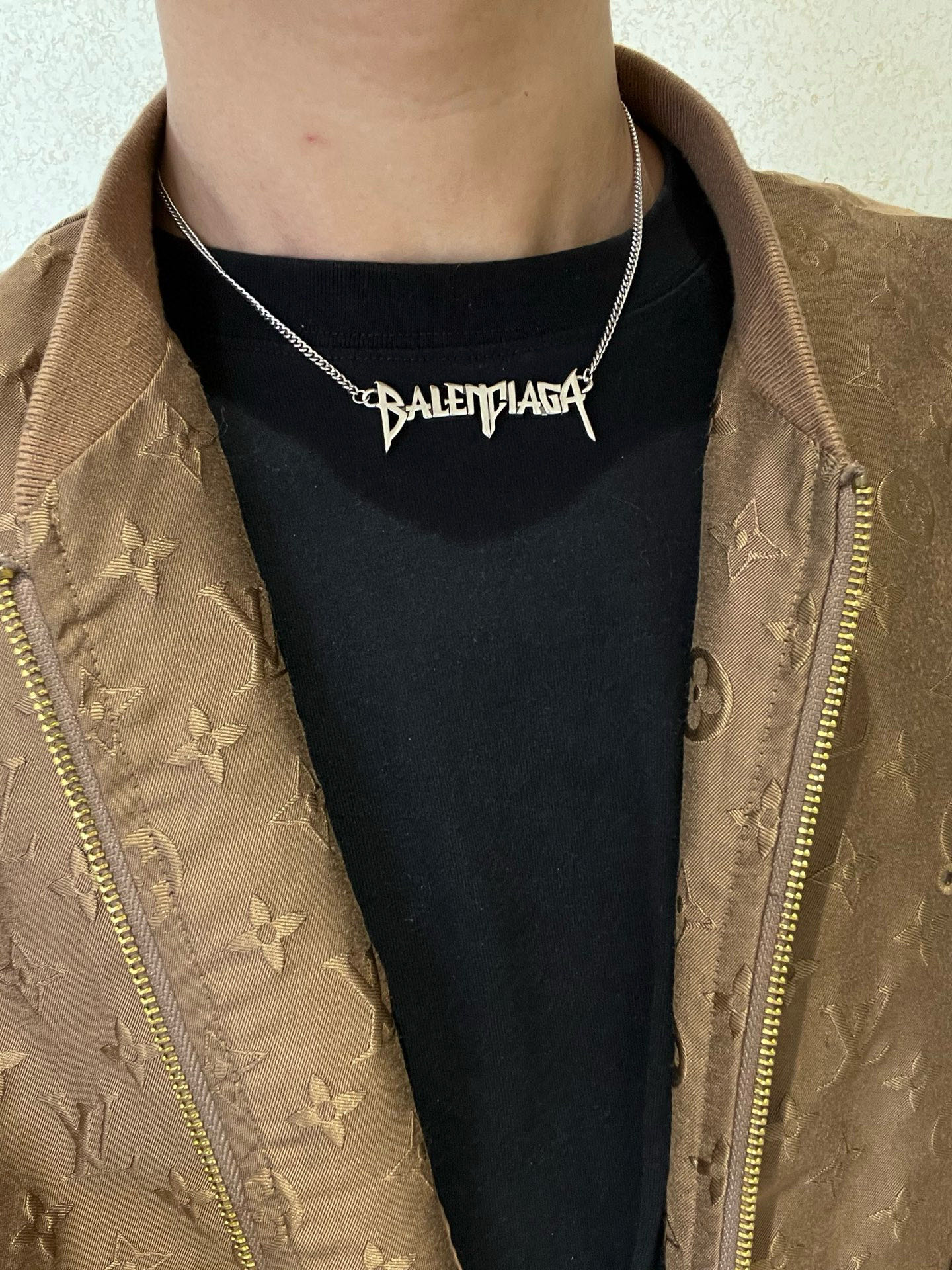 NO:533568,Batch original single product Balenciaga Necklace Balenciaga New necklace counter is consistent, fine workmanship, every detail process is in place, fine design craftsmanship, hot products shipped, unique retro style Balenciaga Necklace, fine jewelry, balenciaga, balenciaga, necklace19860909批 原单货新品 巴黎世家项链 Balenciaga 新款项链专柜一致 细节做工精细 每个细节流程到位 设计工艺精细 火爆款出货 设计独特 复古风格 巴黎世家项链,饰品精品,balenciaga,balenciaga,necklace,Jewelry