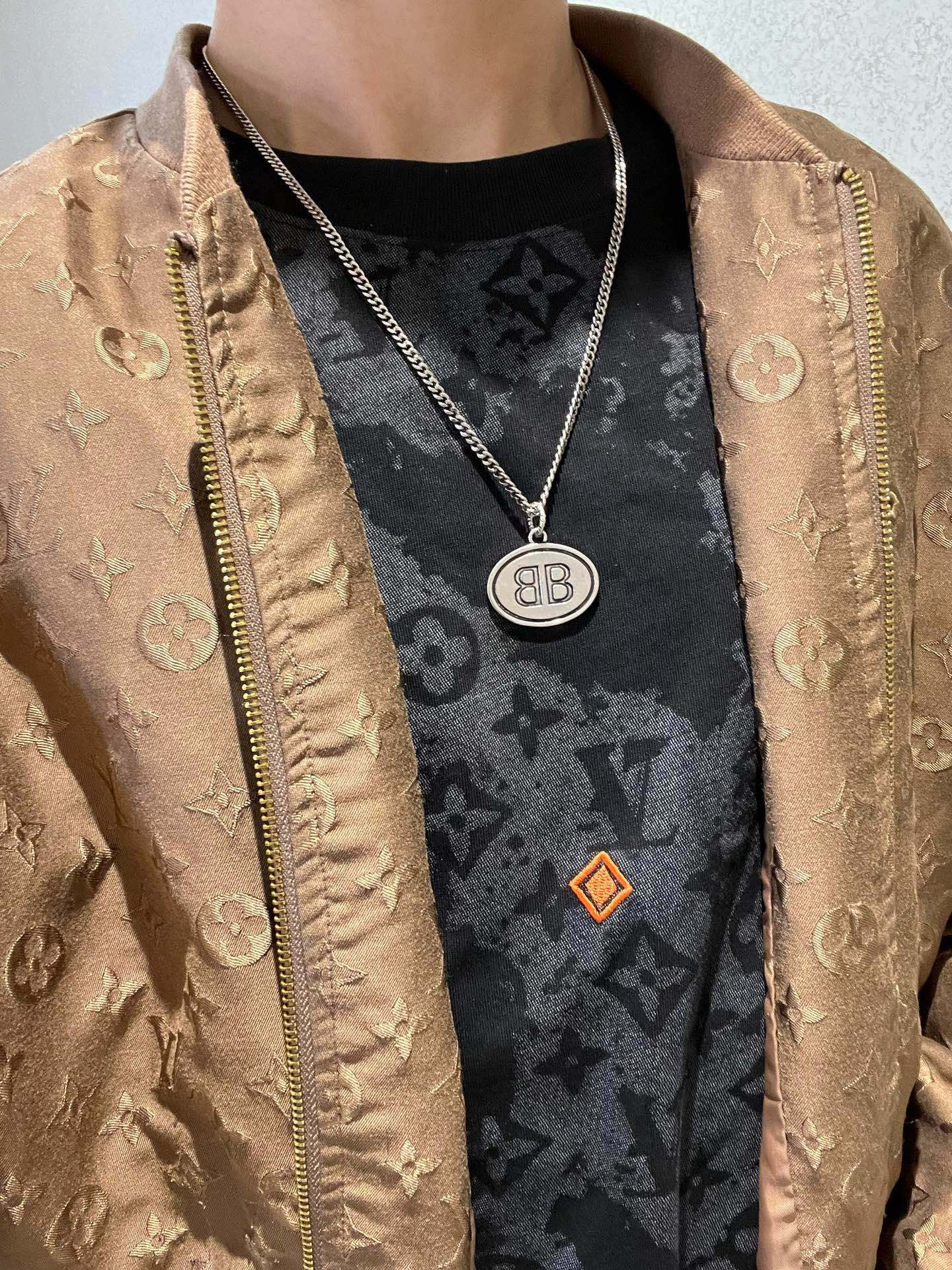 NO:542874,Batch original single product Balenciaga Necklace Balenciaga New necklace counter is consistent, fine details and workmanship are in place, fine design process, hot products are shipped, unique design, retro style Balenciaga Necklace, fine jewelry, balenciaga, balenciaga, necklace19860909批 原单货新品 巴黎世家项链 Balenciaga 新款项链专柜一致 细节做工精细 每个细节流程到位 设计工艺精细 火爆款出货 设计独特 复古风格 巴黎世家项链,饰品精品,balenciaga,balenciaga,necklace,Jewelry