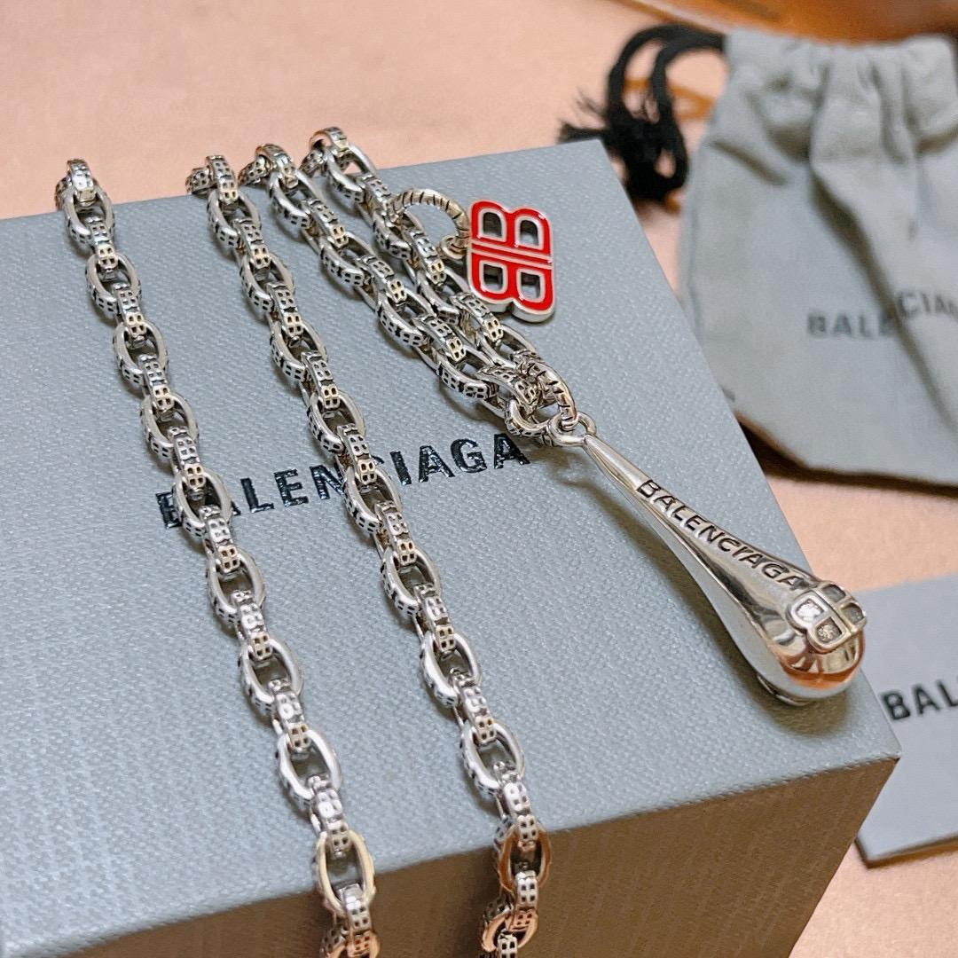 NO:542855,Batch original single product Balenciaga Necklace Balenciaga New zipper design necklace counter consistent details fine workmanship every detail process in place Fine design craftsmanship hot products shipped unique design Retro style Balenciaga Necklace, jewelry boutique, balenciaga, balenciaga, necklace19860909批 原单货新品 巴黎世家项链 Balenciaga 新款拉链设计项链专柜一致 细节做工精细 每个细节流程到位 设计工艺精细 火爆款出货 设计独特 复古风格 巴黎世家项链,饰品精品,balenciaga,balenciaga,necklace,Jewelry