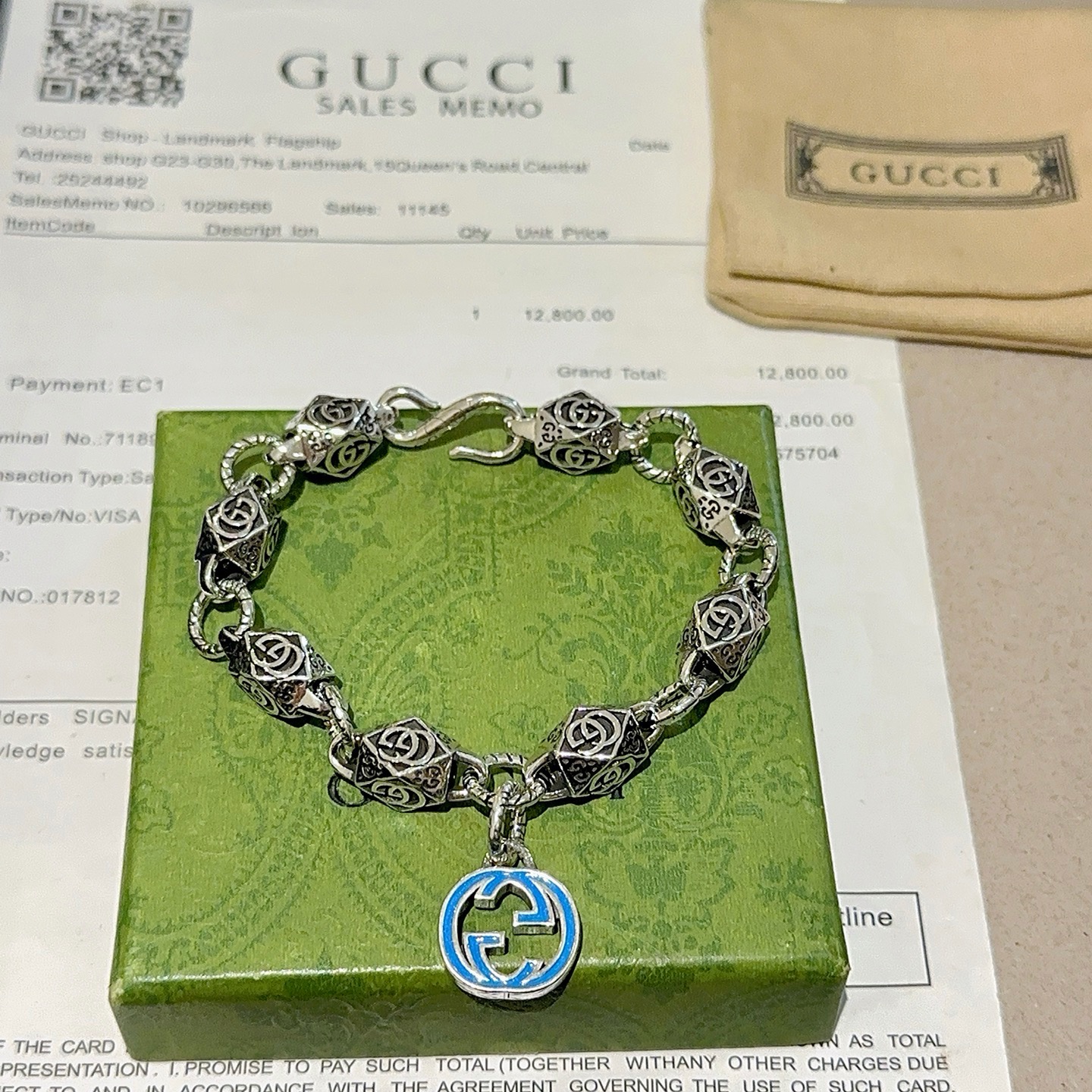NO:581802,Batch. The latest Gucci bracelet is the latest classic model. It is exquisite regardless of style and texture. It is absolutely top-notch. You can understand the original logo at a glance. It is super nice. It is the best choice to match clothes. It is a must-have artifact for men and women. 18.20.22.24, jewelry boutique, gucci, gucci, bracelet19860909批. 最新出炉 Gucci古驰手链最新款的经典款 精致无论款式 质感 都是绝对的顶尖feel 只要看一眼就懂了原版logo 超 nice 搭配衣服最佳的选择,男女同款必备神器 18.20.22.24,饰品精品,gucci,gucci,bracelet,Jewelry