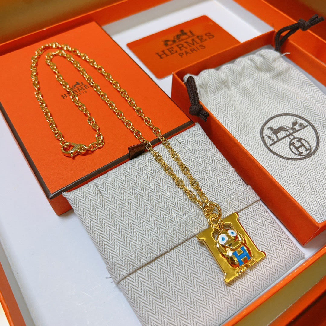 NO:575397,Batch Hermès Necklace New Product Release HERMES Must-have Pig Nose Series Jewelry High-end Customization. High-end Chain Classic Matching New Product Simple Fashion Counter Consistency Popular Styles Shipped and Easily Controlled Unique Design Necklace Worth Buying Avant-Garde A Must-Have Style for Men and Women!  , jewelry boutique, hermes, hermes, necklace19860909批 爱马仕项链 新品发布 HERMES 必备款猪鼻子系列首饰 高端定制.高端链条经典搭配 新品 简单时尚专柜一致 火爆款出货穿搭轻松驾驭 设计独特 值得入手的项链 前卫 男女必备款！,饰品精品,hermes,hermes,necklace,Jewelry