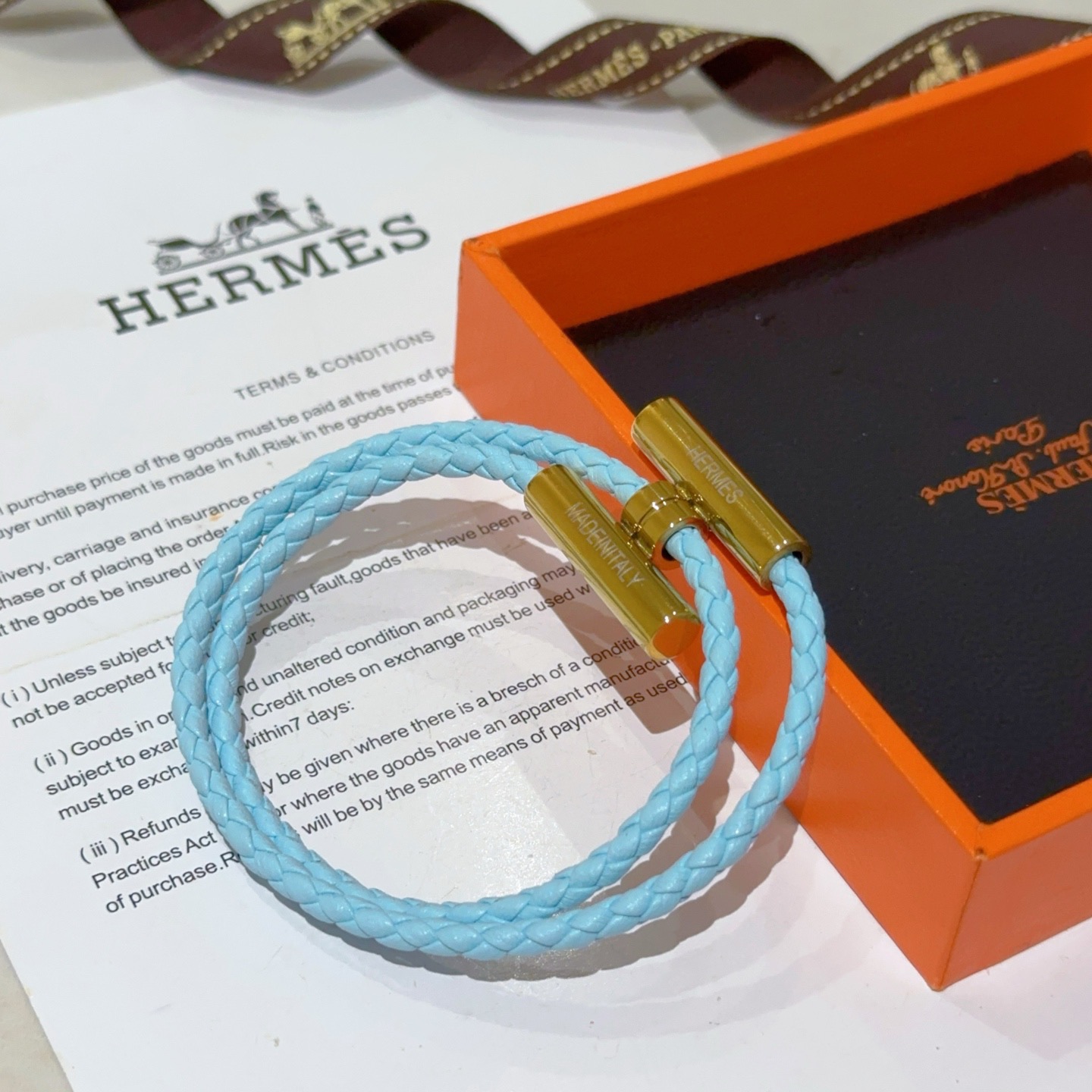 NO:582223,Batch. New Hermes Hermes bracelet braided bracelet thickened version platinum version. High-end Seiko version [color] [color] Many Internet celebrities have the same style. Hermes bracelets are a test of the master's craftsmanship. It is not easy to ensure that every detail is in place [color] [color] High-end customization. Same style for men and women. Hermès is popular. 1:1 super fine star. The same K gold texture, crafted with high-end craftsmanship.  It’s really amazing to use, fine jewelry, hermes, hermes, bracelet19860909批.新款Hermes爱马仕手链编织手绳加厚版 铂金版.高级精工版[色][色]众多网红同款 爱马仕手链太考验师傅的手艺了 要确保每个细节都到位不简单[色][色] 高端定制 男女同款 爱马仕火爆 1:1超精赞明星 同款 k金质感,精工高端工艺打造出炉. 上手真的赞爆,饰品精品,hermes,hermes,bracelet,Jewelry