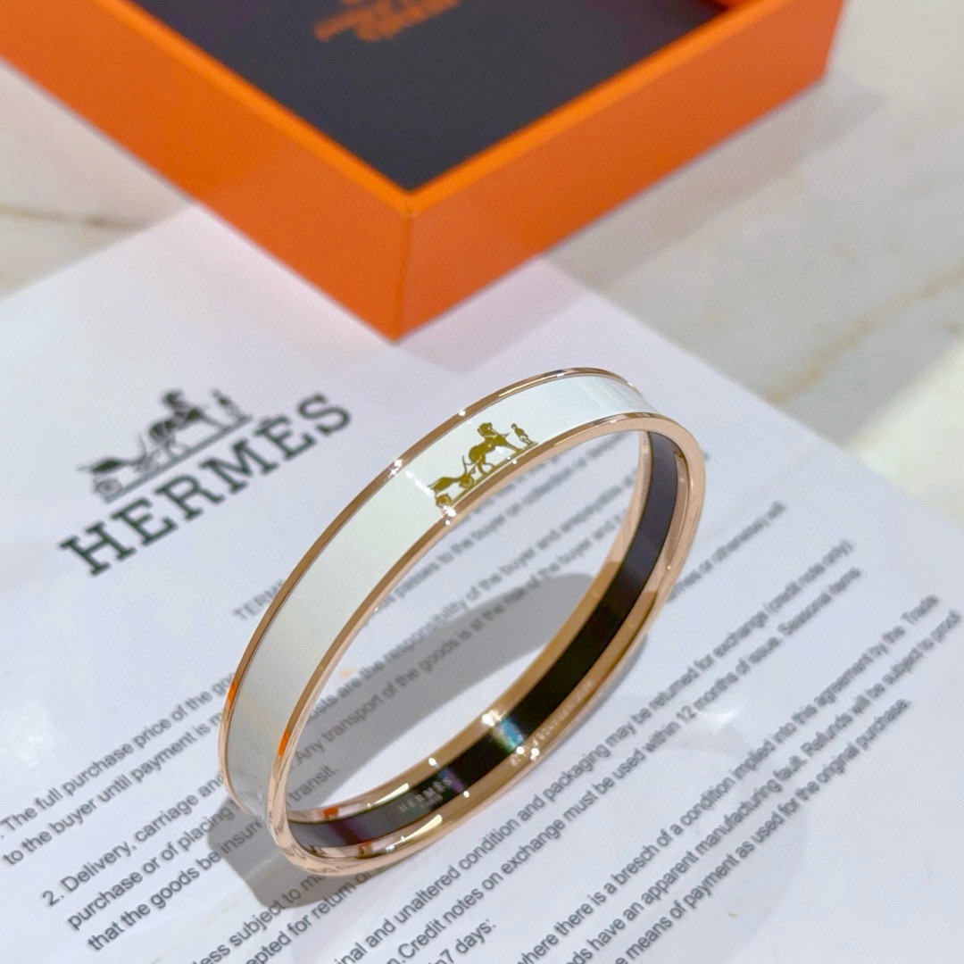 Hermes Caleche Enamel Bangle bracelet rose gold plated metal white enamel with gold carriage motif 62mm inner circumference