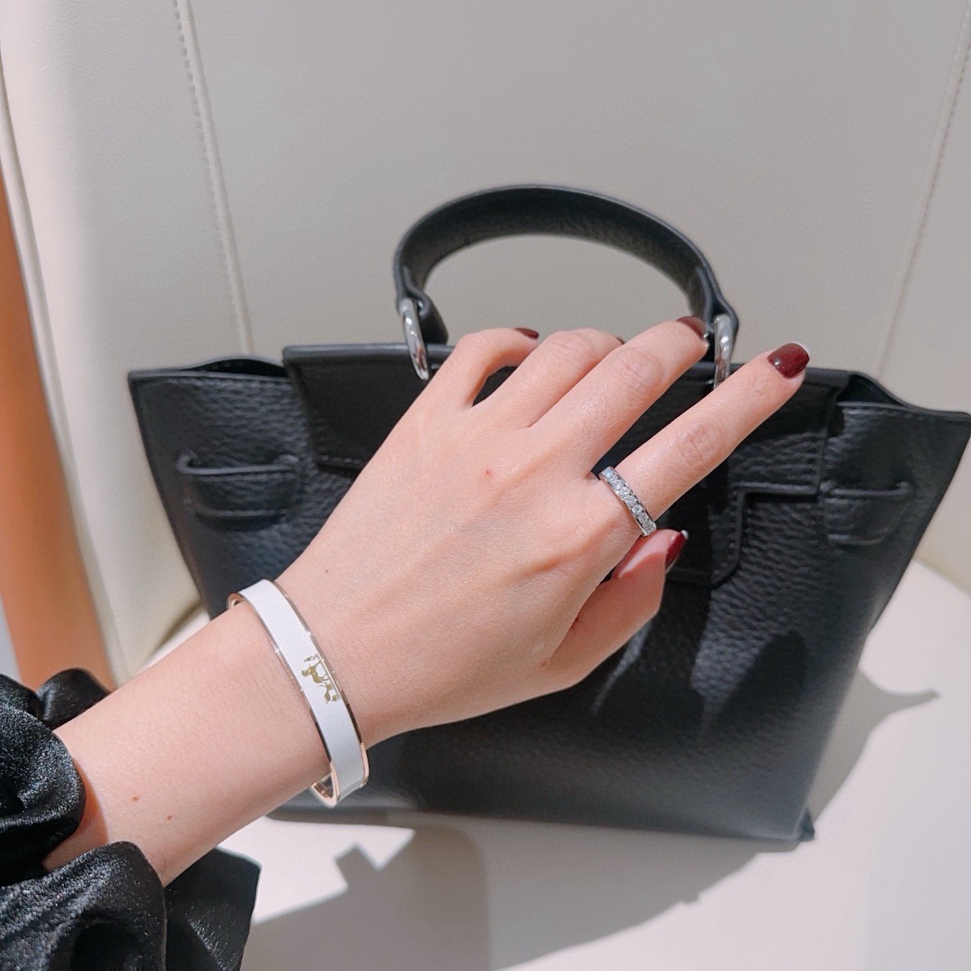 Hermes Caleche Enamel Bangle bracelet rose gold plated metal white enamel with gold carriage motif 62mm inner circumference