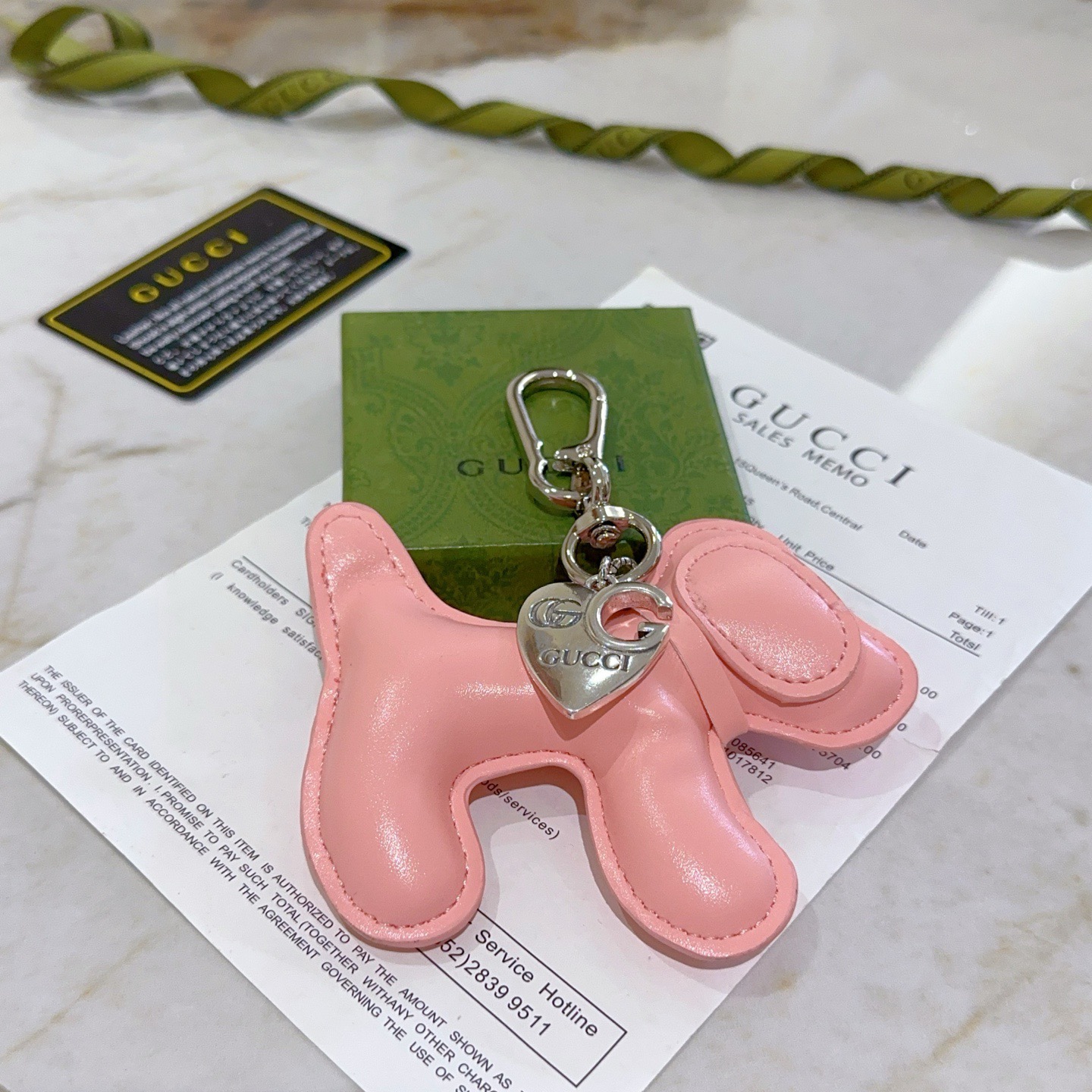 NO:589811,Batch of new product releases Gucci keychains Gucci bag buckles The latest bag charms are of higher quality Stars have the same style Anger Forest series Double G classic models co-branded design concept keychain series The details are distressed and not available in the market Glossy version This one has been out The best-selling model in Gucci Very good match with trendy backpacks, jewelry boutiques, gucci, backpacks, keychain19860909批新品发布 古驰钥匙扣 古驰包包扣 最新款包包挂饰档次更高明星同款Anger Forest系列双G经典款联名设计理念钥匙扣系列 细节对版做旧处理 非市面亮面版型 这款一直在出 古驰里面热卖款 非常好搭配潮流背包,饰品精品,gucci,backpacks,keychain,Jewelry