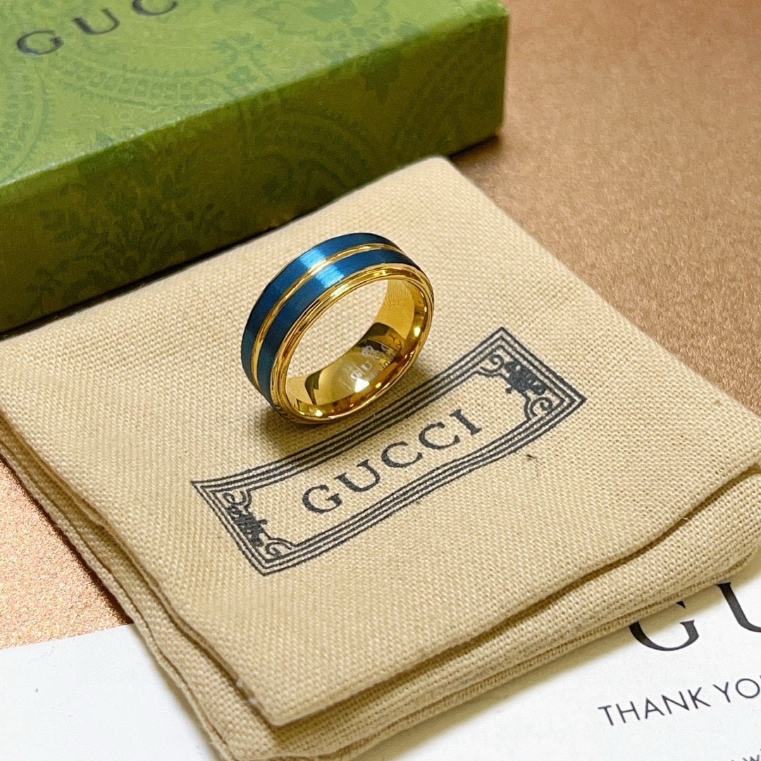 NO:588685,Batch. The latest style of Gucci ring is of higher quality. The same style as the star's Anger Forest series v gold texture double G. Pure handmade craftsmanship. Gucci ring. Detail matching is purely handmade. Non-market glossy version. This one has been out. The best-selling model in Gucci. Very easy to match with trendy clothes. The size is 7 8 9 10 11. Couple rings of the same style for men and women, fine jewelry, gucci, ring19860909批.古驰戒指最新款款式档次更高明星同款Anger Forest系列v金质感双G纯手工制作工艺 古驰戒指 细节对版纯手工处理 非市面亮面版型 这款一直在出 古驰里面热卖款 非常好搭配潮流衣服码数美7 8 9 10 11 男女同款情侣戒指,饰品精品,gucci,ring,Jewelry