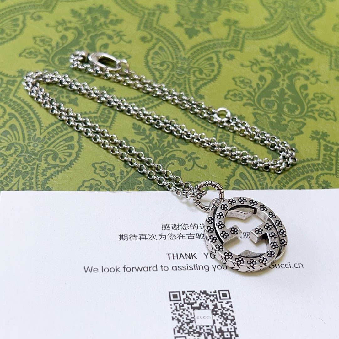NO:603505,Batch of new products released, handsome Gucci necklace, latest chain, higher grade, same style as Anger Forest series double G Gucci necklace for celebrities, Gucci series necklace, details are distressed, non-market glossy version, this one has been out, best-selling model in Gucci, very good to match trendy clothes, fine jewelry, gucci, necklace19860909批 新品发布巨帅古驰项链最新款链条档次更高明星同款Anger Forest系列双G古驰项链 古驰系列项链 细节对版做旧处理 非市面亮面版型 这款一直在出 古驰里面热卖款 非常好搭配潮流衣服,饰品精品,gucci,necklace,Jewelry