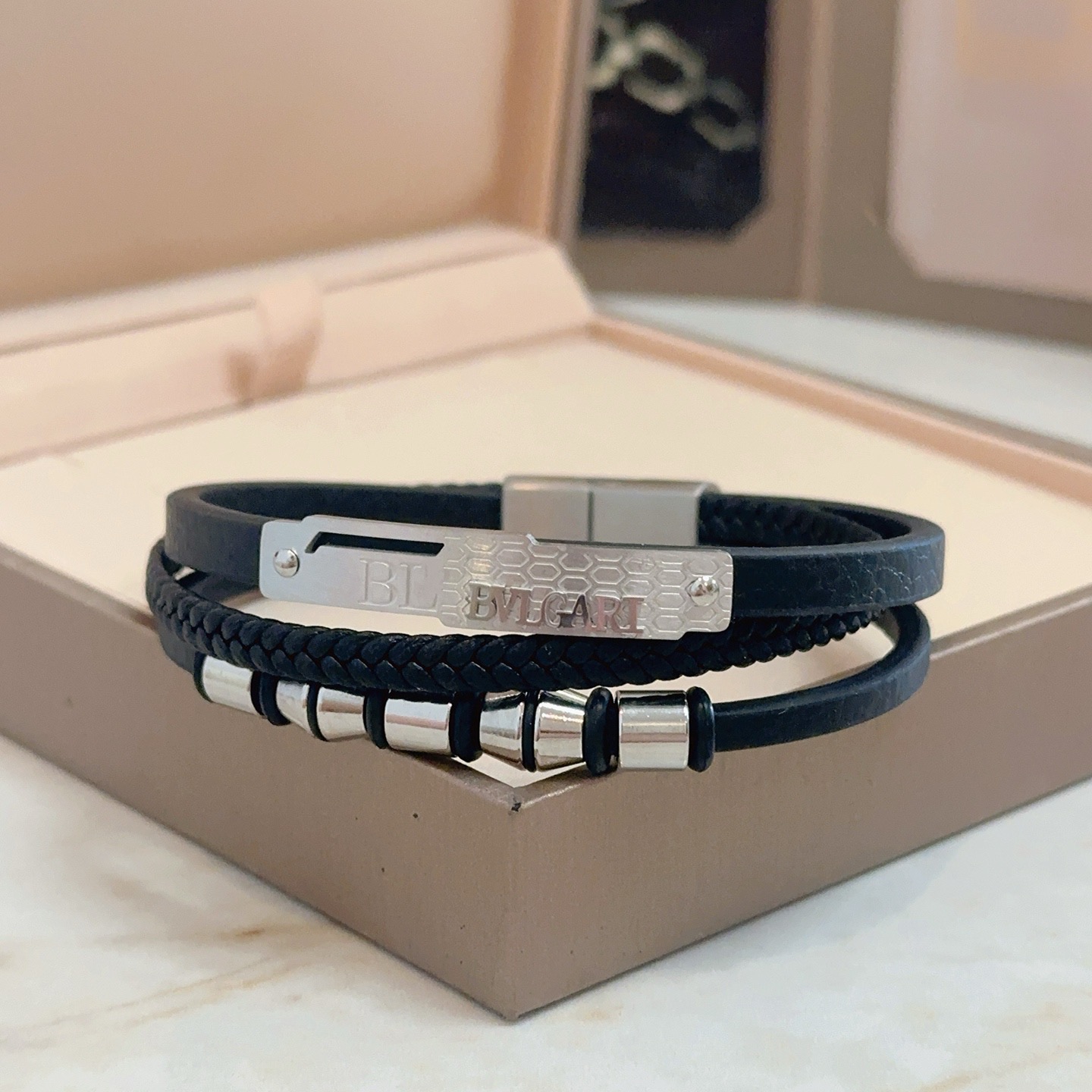 Bvlgari Serpenti bracelet Black leather with silver-toned metal hardware 19cm