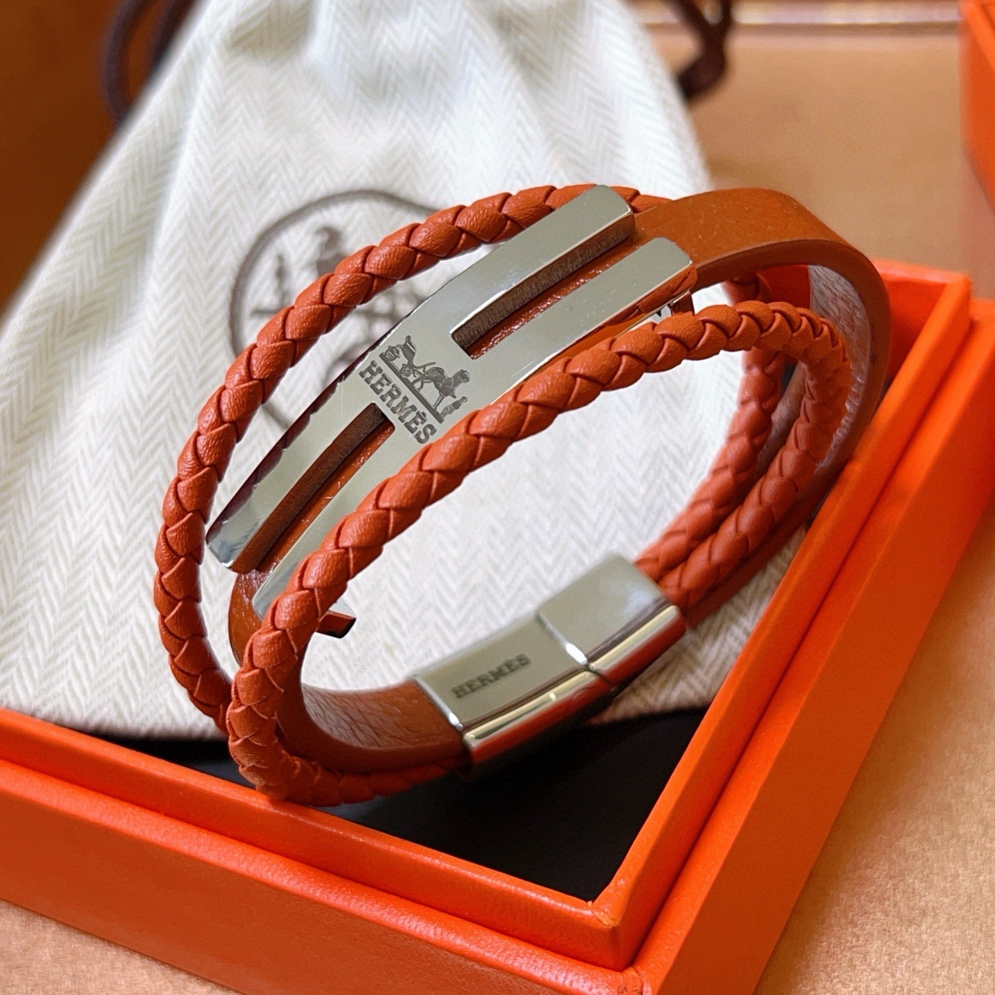 Hermes H Logo Pulseira de couro trançado Pulseira de couro laranja hardware de metal prateado 19 cm