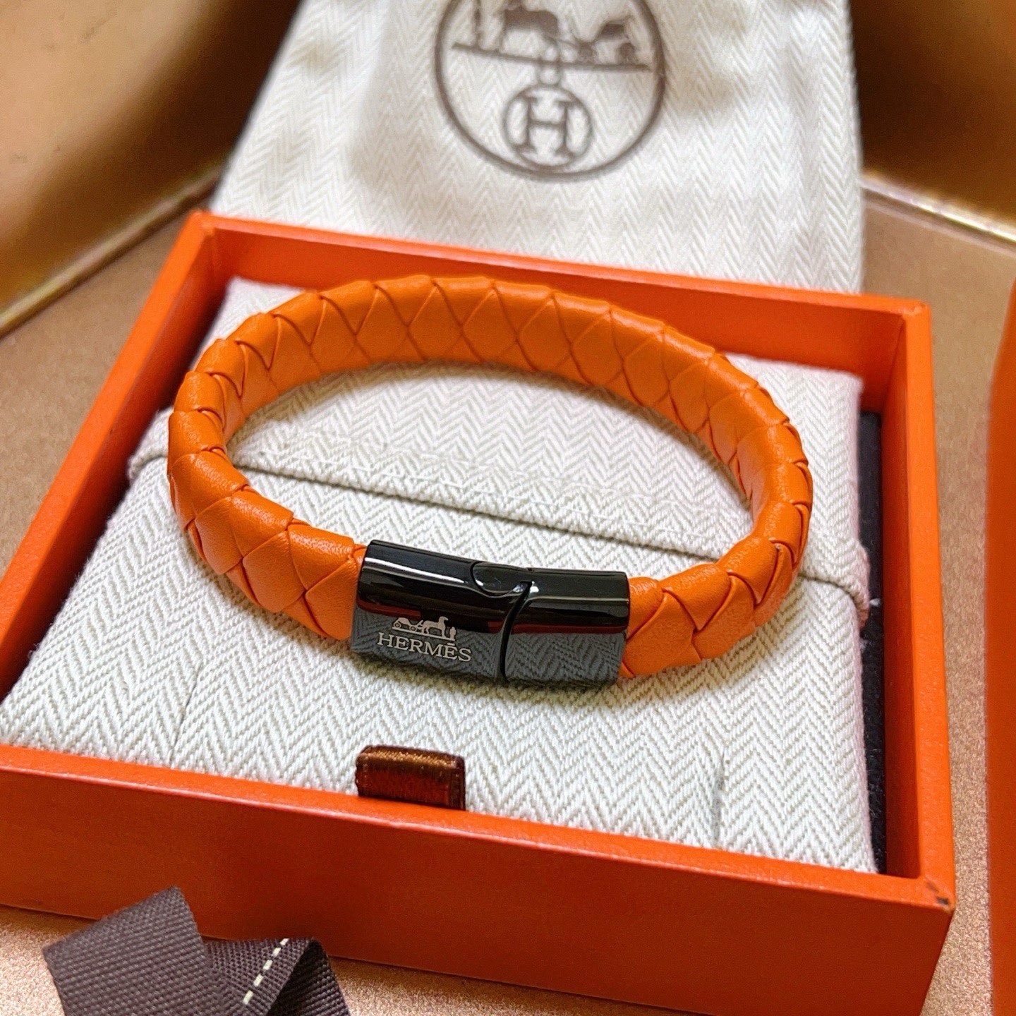 Hermès 新款Hermes爱马仕手链编织手绳加厚版
