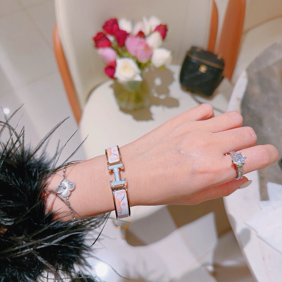 Hermes Clic H bracelet rose gold plated metal with multicolor whimsical printed white enamel PM
