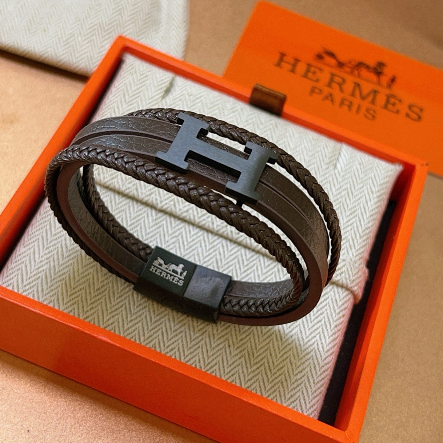 Hermes H bracelet matte black metal dark brown leather 19cm