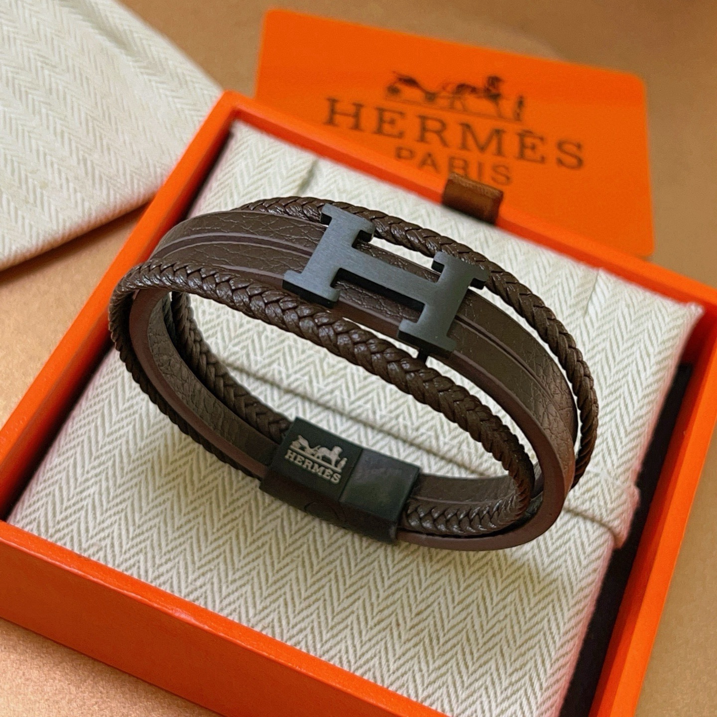 Hermes H bracelet matte black metal dark brown leather 19cm