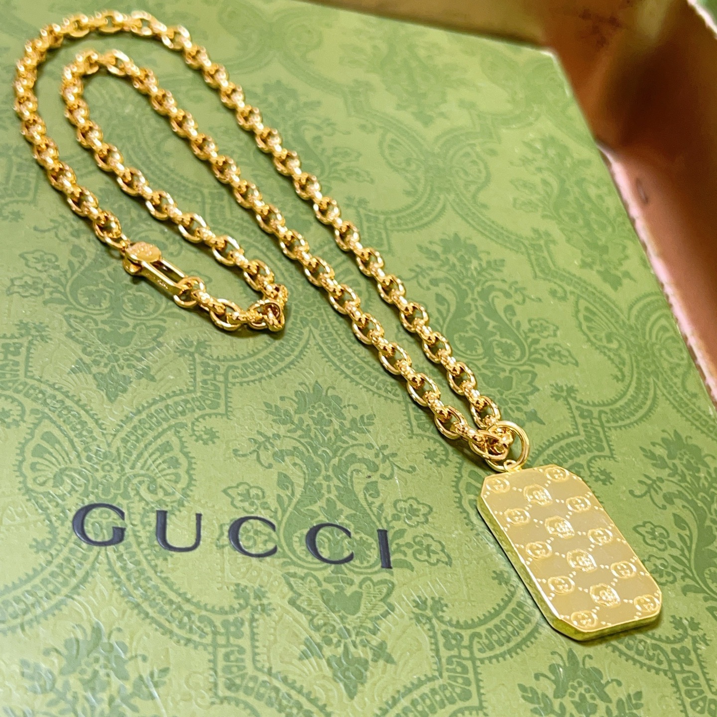 新品发布👒巨帅🤠𝐆𝐮𝐜𝐜𝐢古驰项链最新款链条档次更高明星同款Anger Forest系列双G古驰项链👒 