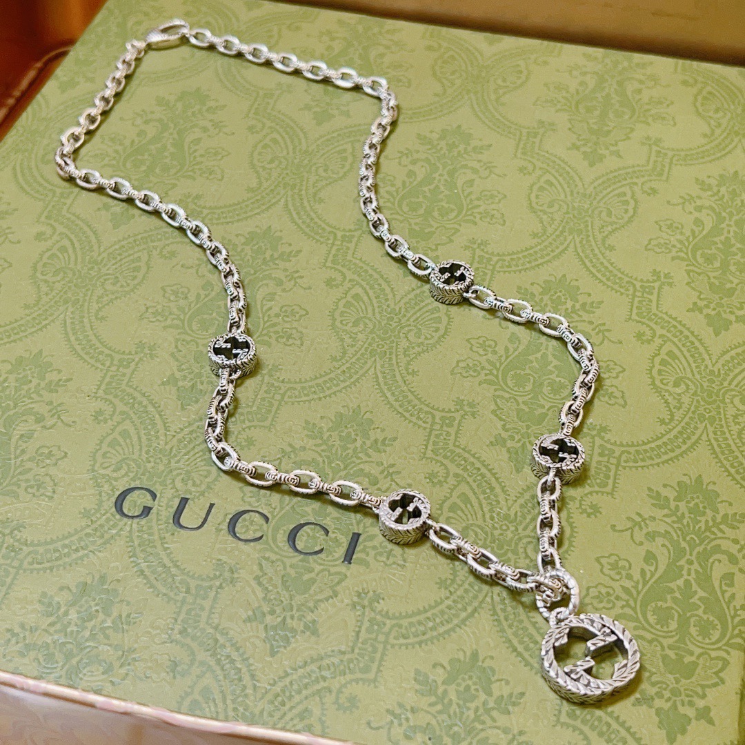 Gucci 不爆不发 古驰官网新款同步更新 抖音带货 首选 𝐆𝐮𝐜𝐜𝐢古驰项链最新款链条档次更高 Anger Forest系列双g图案古驰项链定制项链