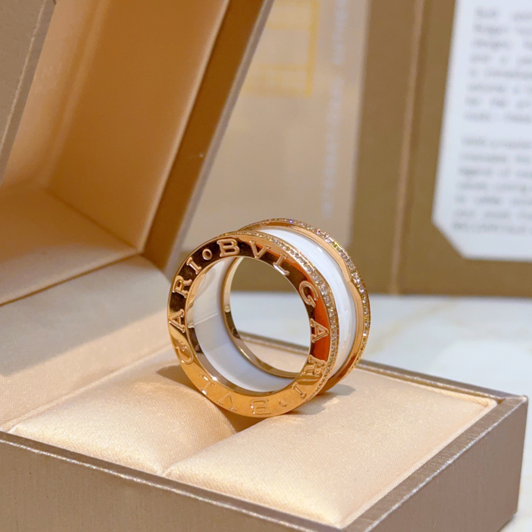 Bvlgari 宝格丽项链V金材质 带logo BVLGARI宝格丽 DIVAS‘ DREAM 三色系列 品相完美