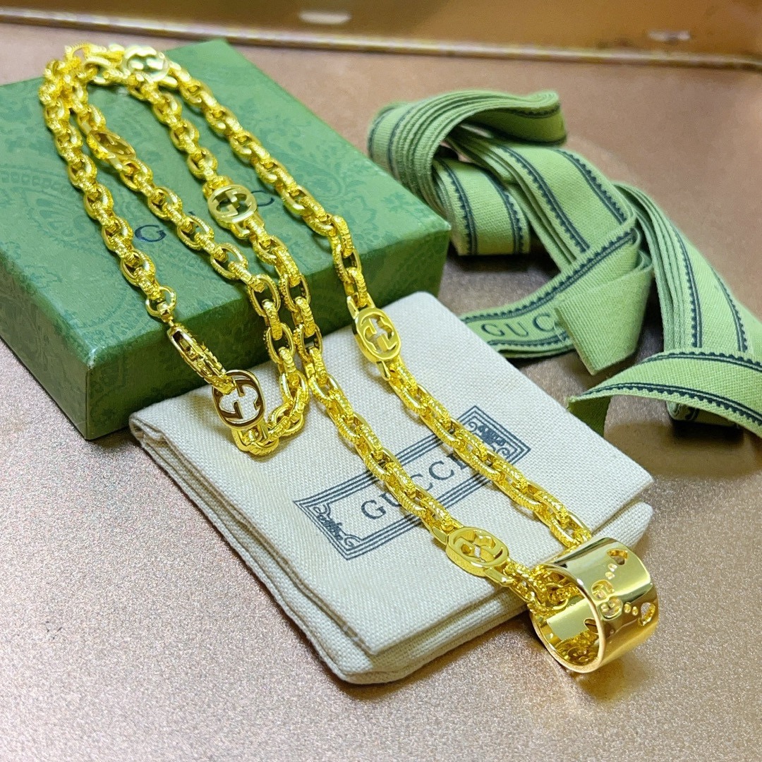 。。 新品发布👒不爆不发 抖音带货网红首选 𝐆𝐮𝐜𝐜𝐢古驰项链最新款链条档次更高明星同款Anger Fo