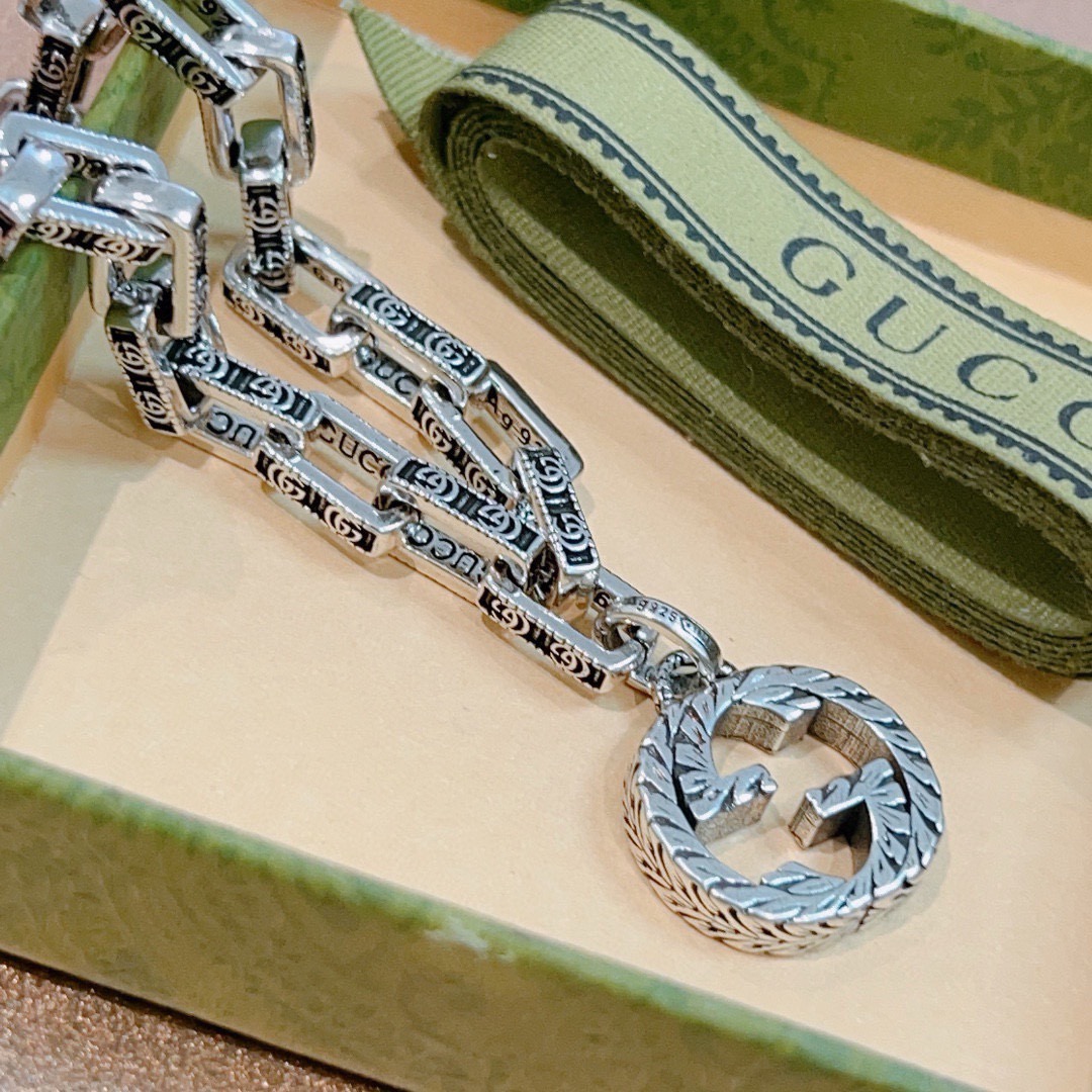 Gucci 最新出炉奢华古驰手链 高端品牌定制