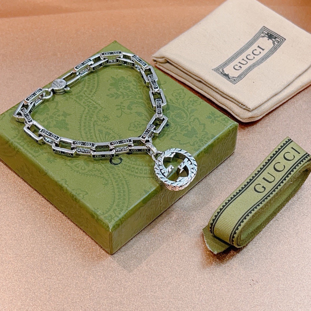 Gucci 最新出炉奢华古驰手链 高端品牌定制