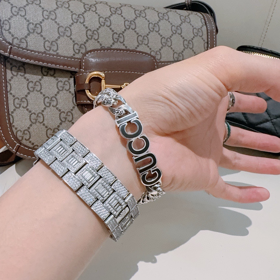 Gucci 最新出炉奢华古驰手链 高端品牌定制
